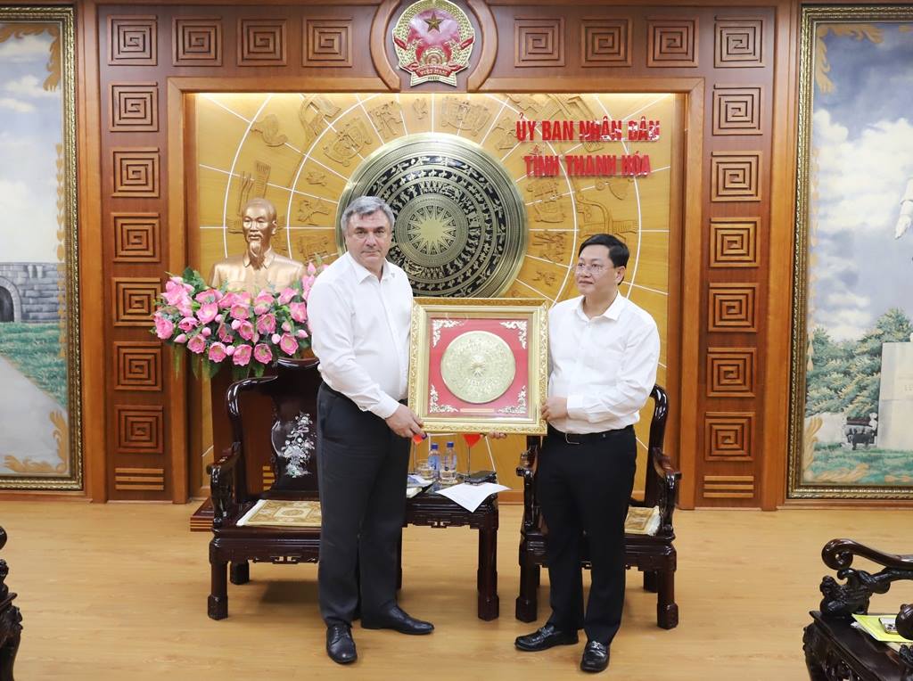 Anh-tin-bai