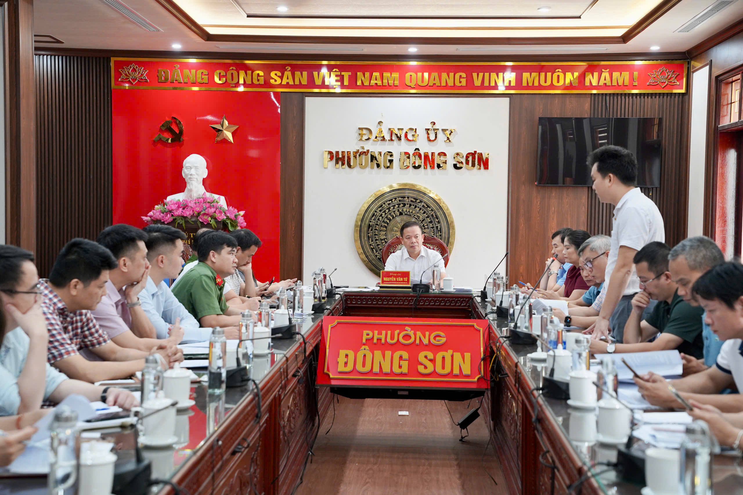 Anh-tin-bai
