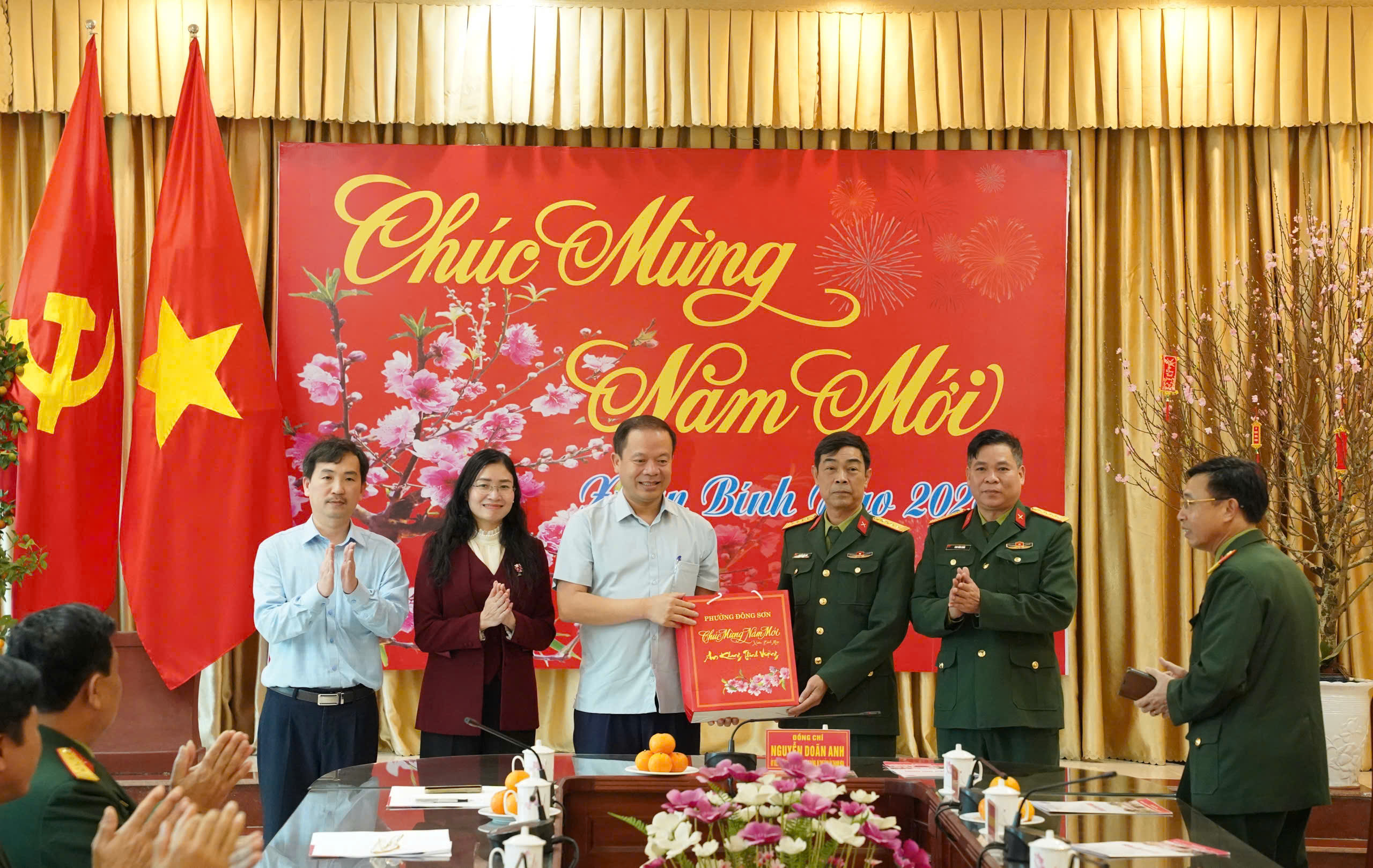 Anh-tin-bai