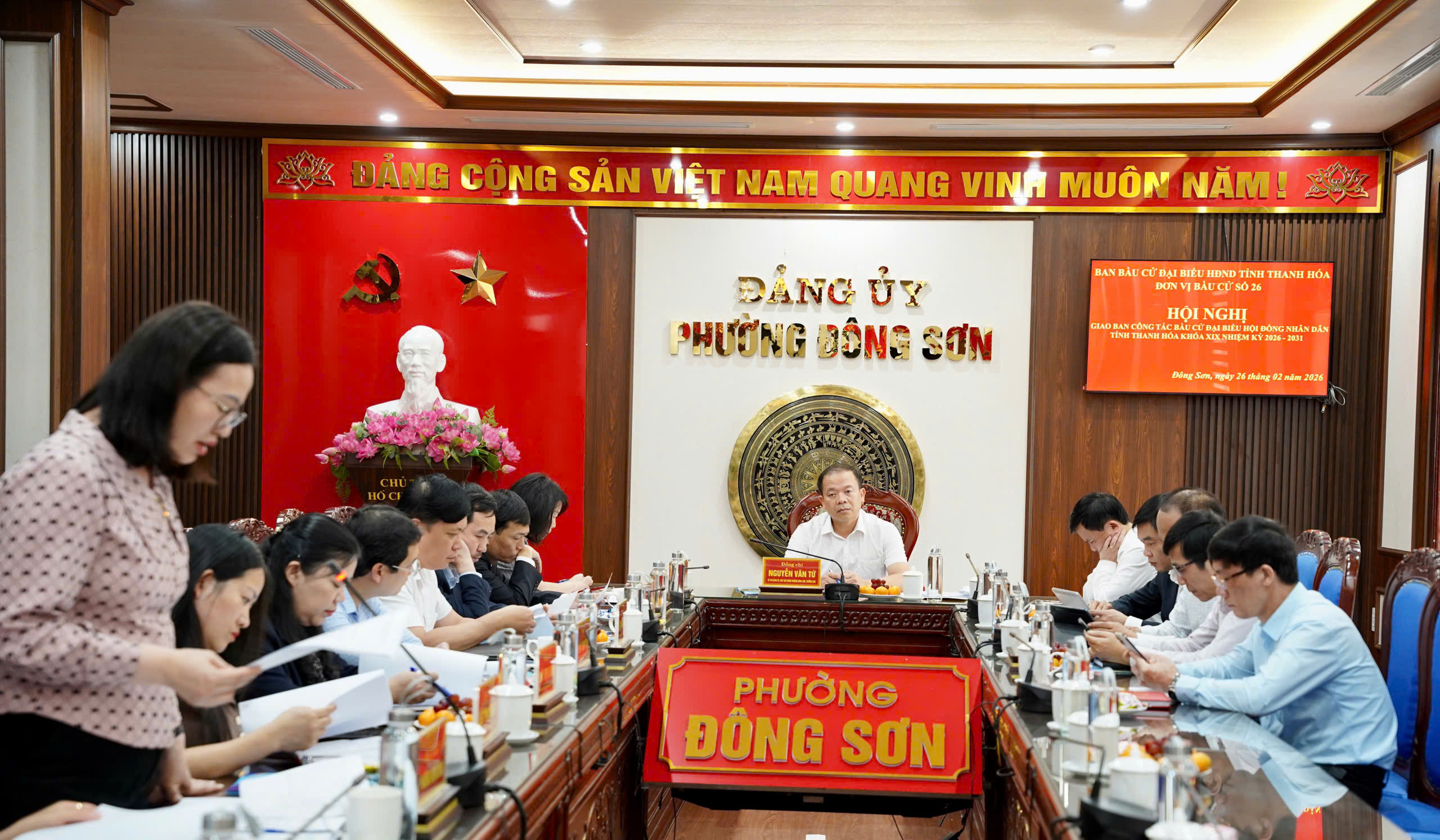 Anh-tin-bai