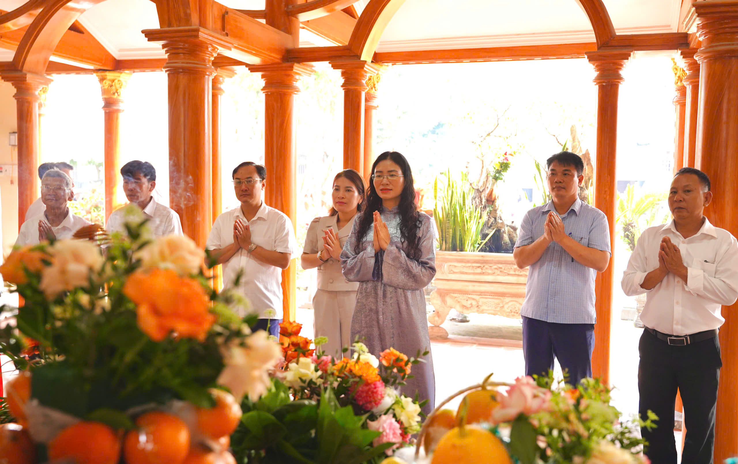 Anh-tin-bai
