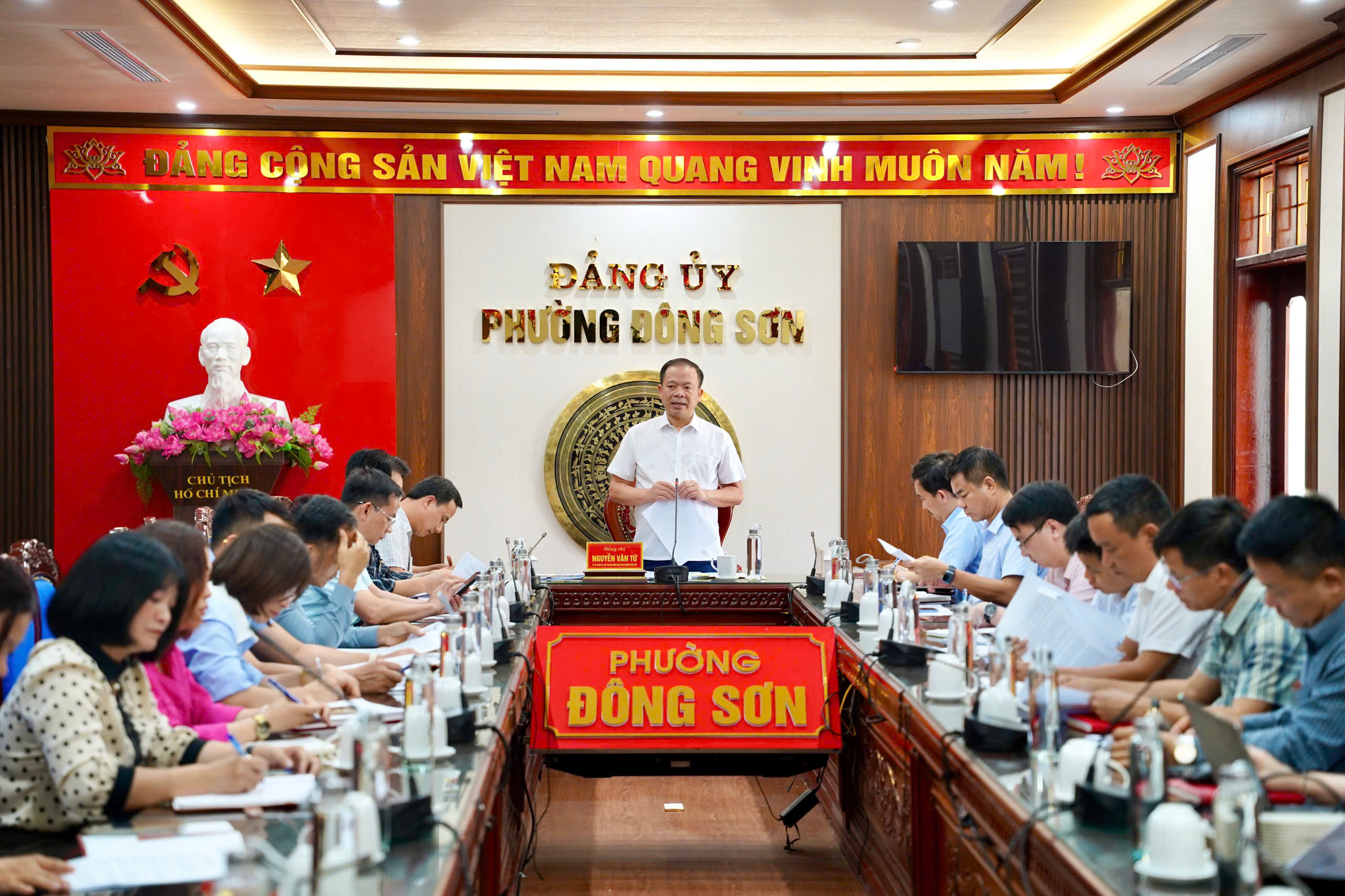 Anh-tin-bai