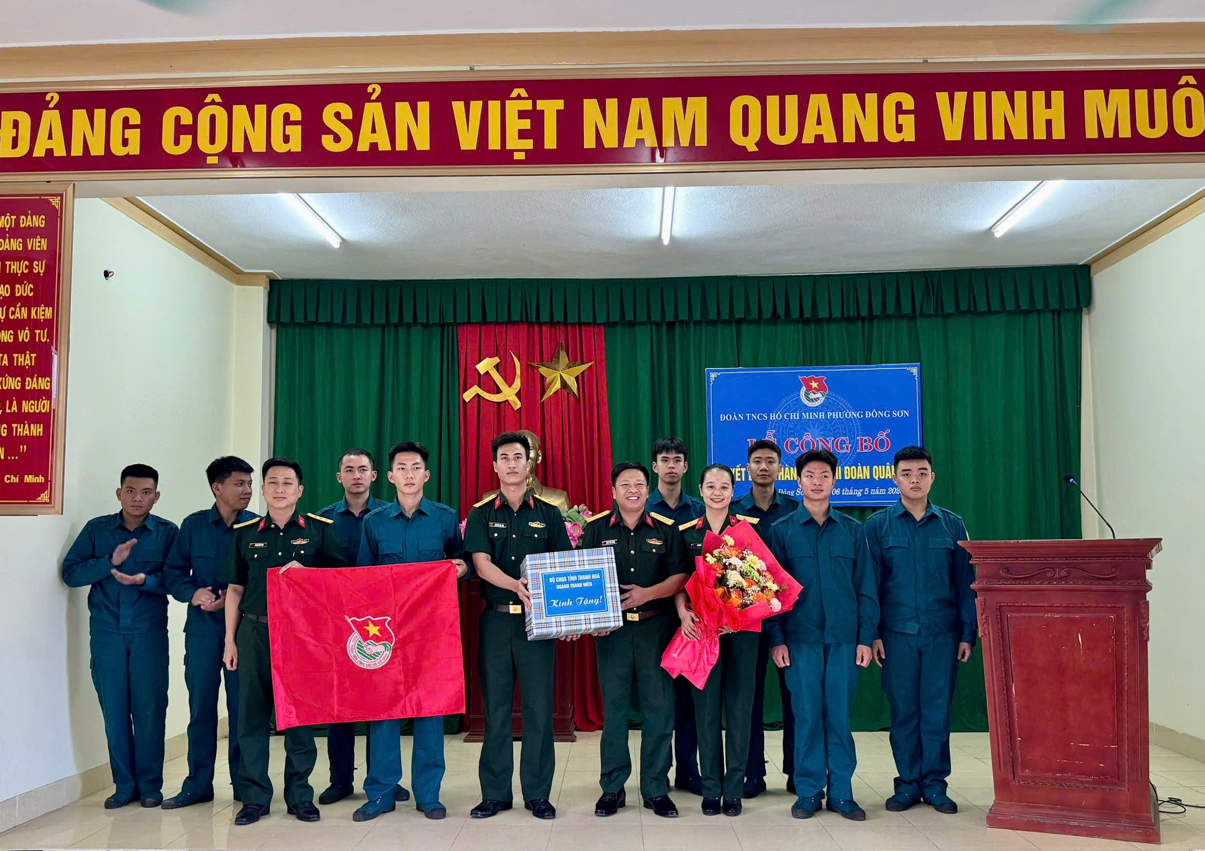 Anh-tin-bai