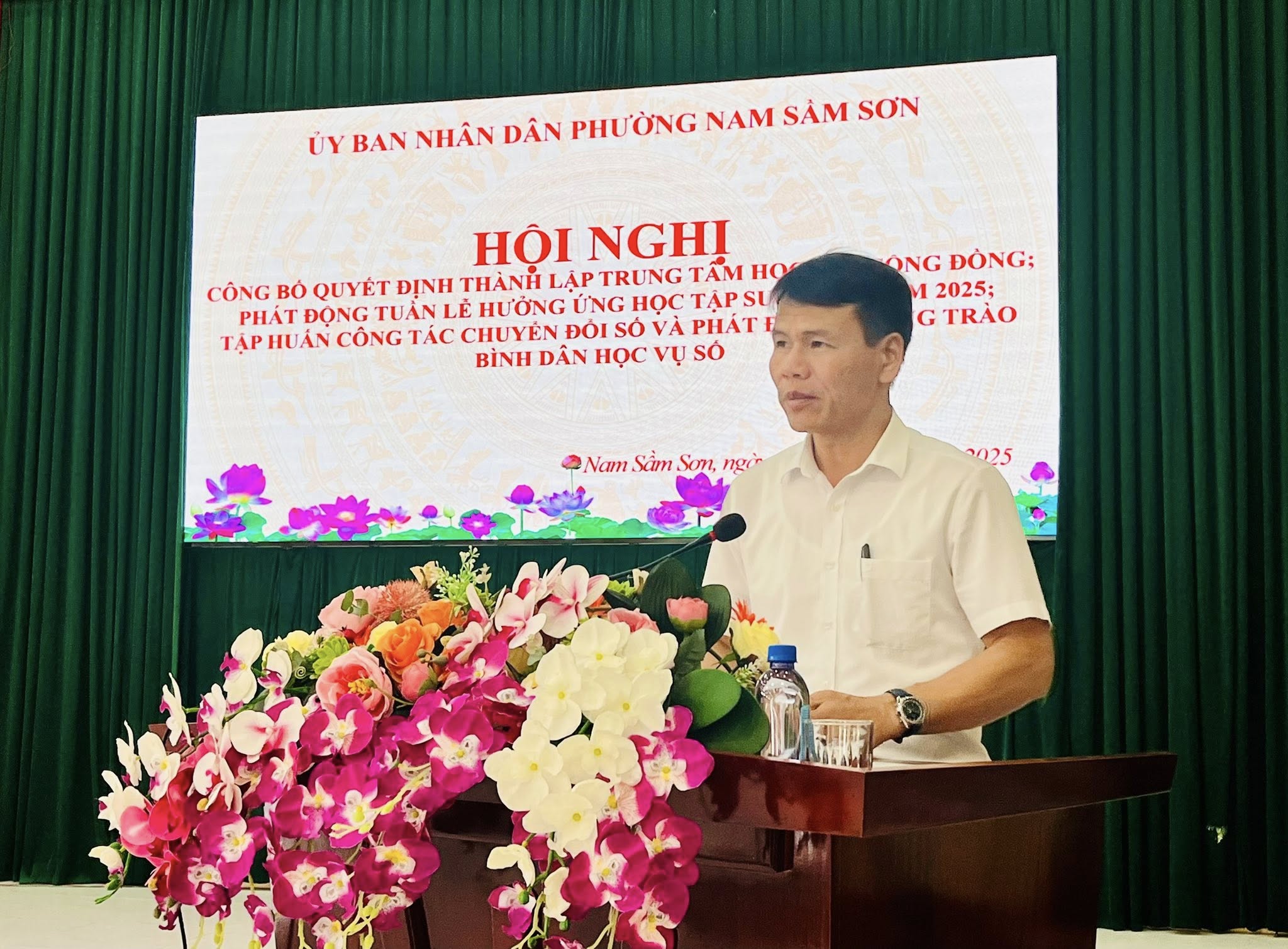 Anh-tin-bai