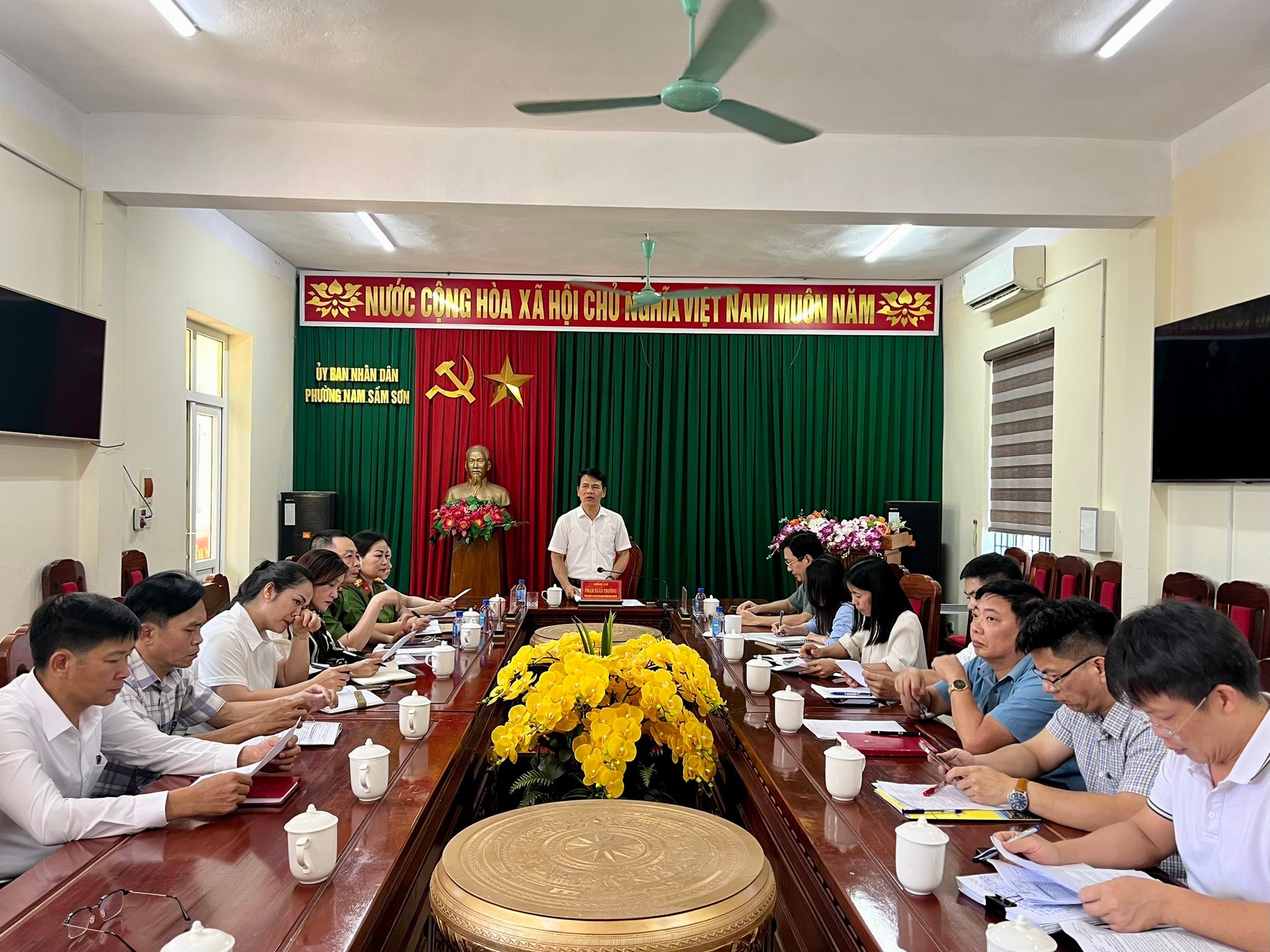 Đẩy mạnh chi trả chính sách xã hội không dùng tiền mặt