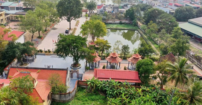 Anh-tin-bai