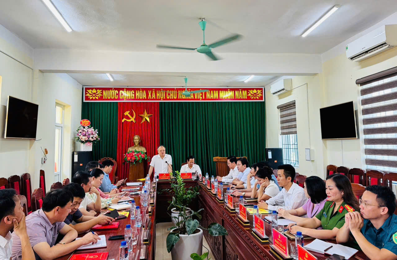 Ban Thường vụ Đảng ủy phường làm việc với phường Sầm Sơn về dự án xử lý rác thải trên địa bàn
