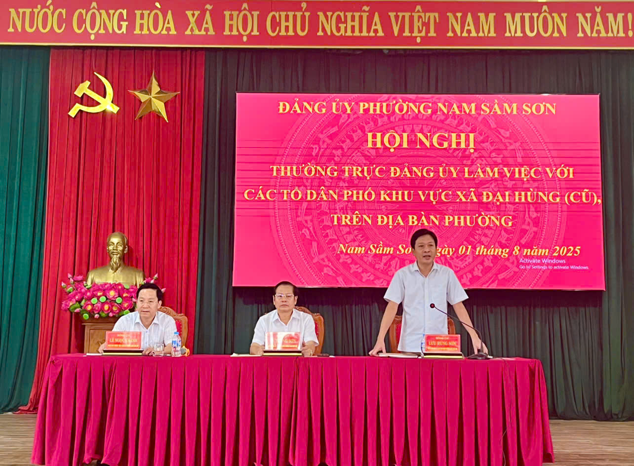 Thường trực Đảng ủy phường gặp mặt đội ngũ bí thư, tổ trưởng tổ dân phố, Trưởng Ban công tác mặt trận tại các khu dân cư Đại Hùng cũ