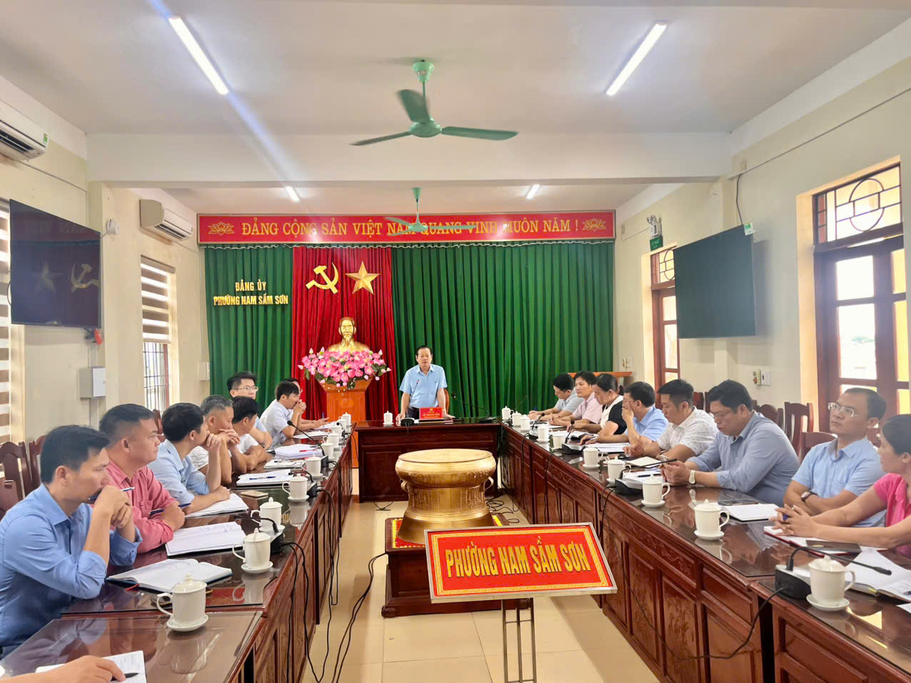 Anh-tin-bai