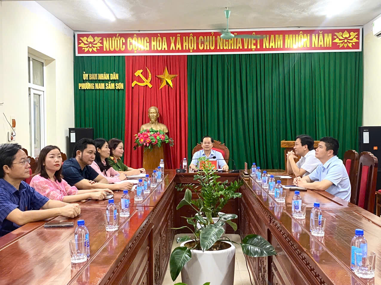 Anh-tin-bai