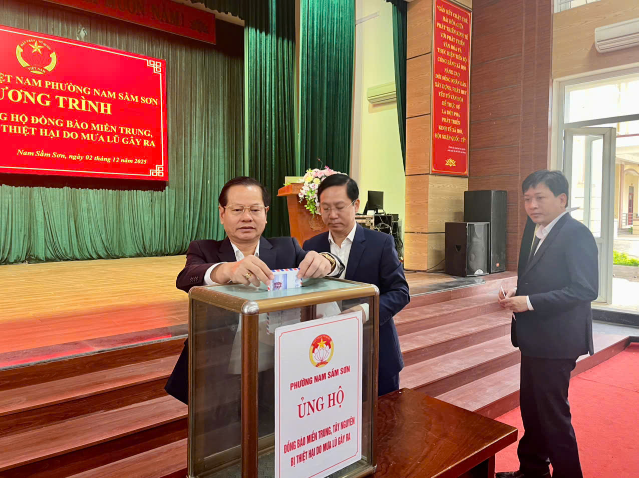 Anh-tin-bai