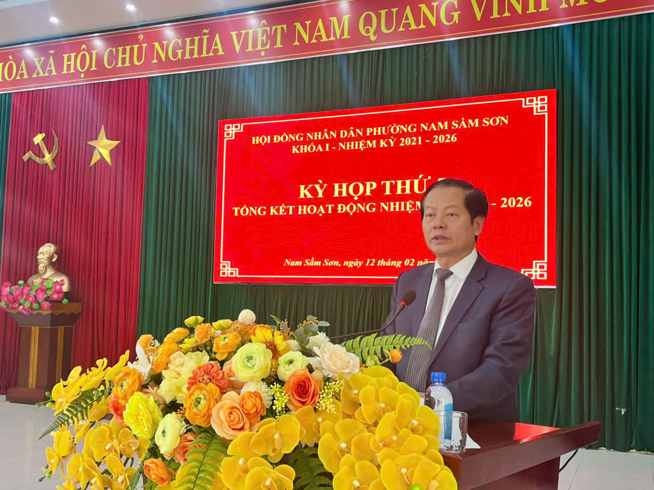 Anh-tin-bai