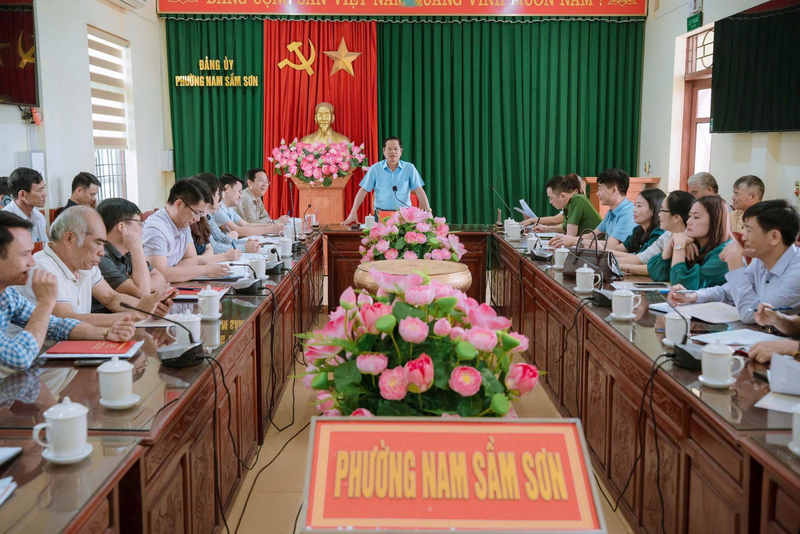 Anh-tin-bai