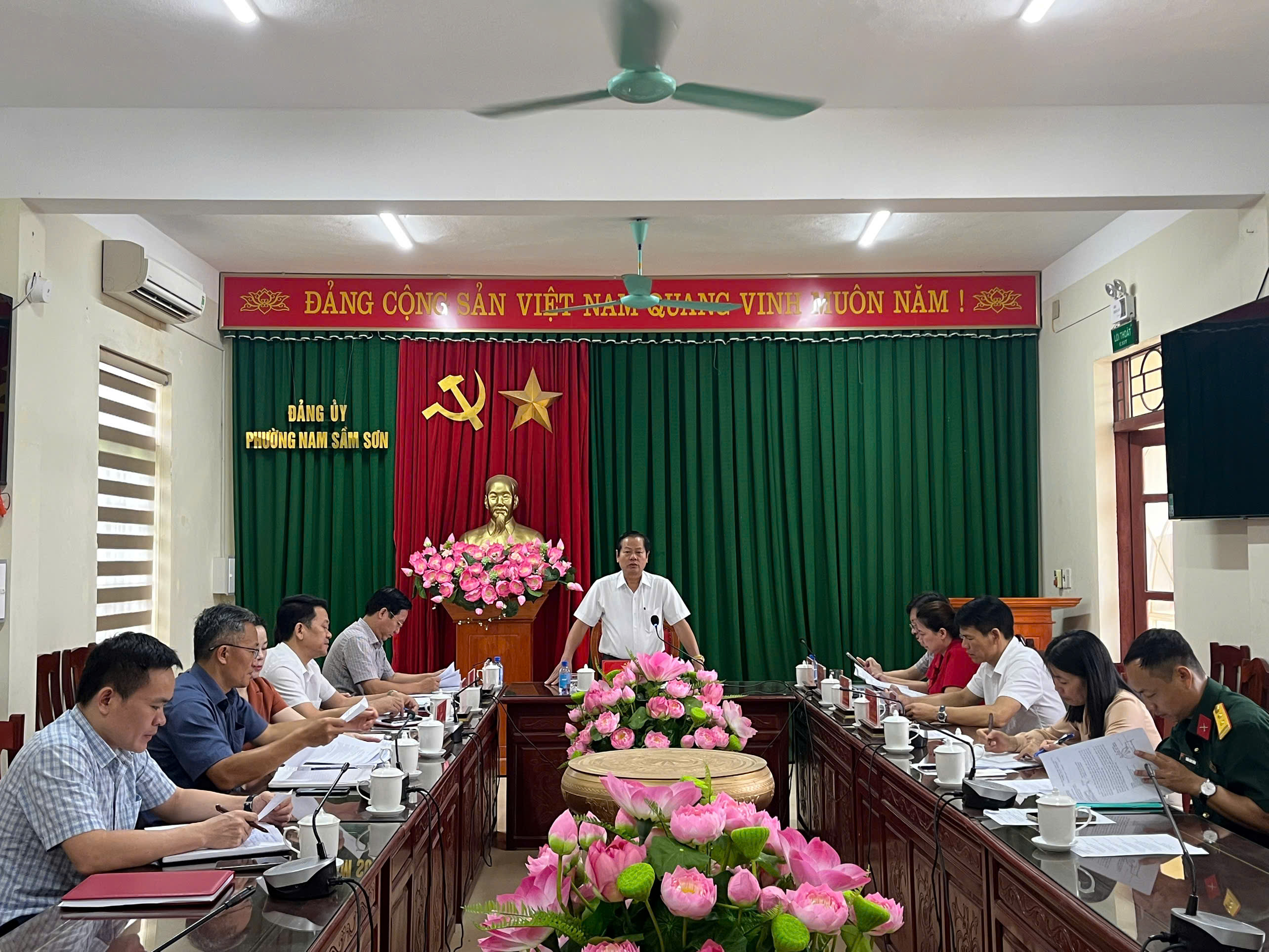 Anh-tin-bai