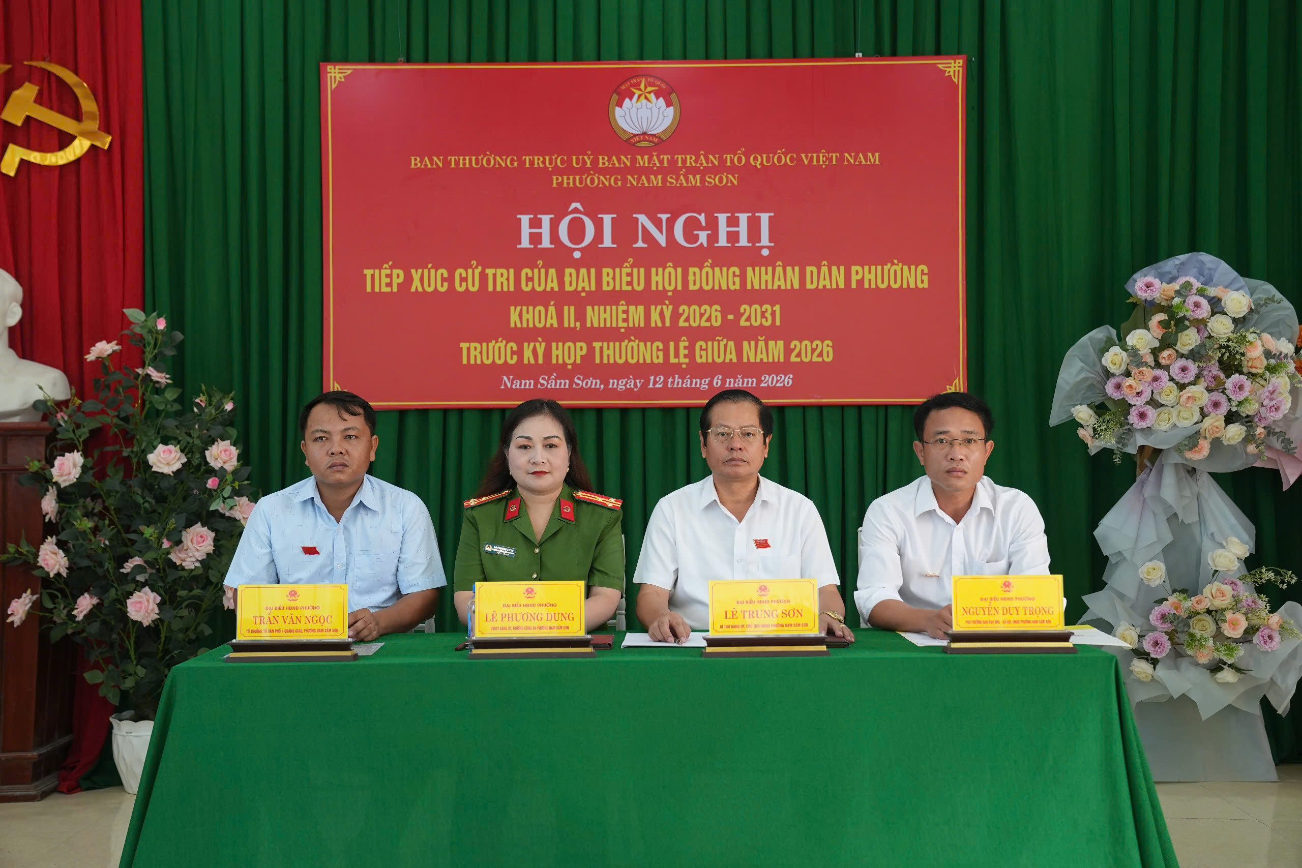 Tổ Đại biểu Hội đồng nhân dân phường (tổ số 5) tiếp xúc cử tri trước kỳ họp thường lệ giữa năm 2026