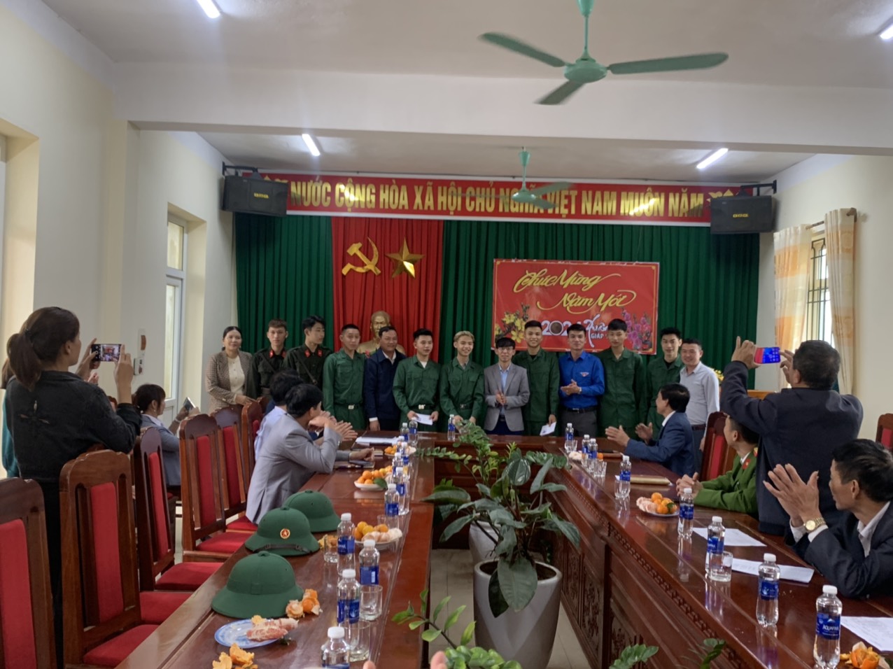 ảnh đưa quân 1.jpg