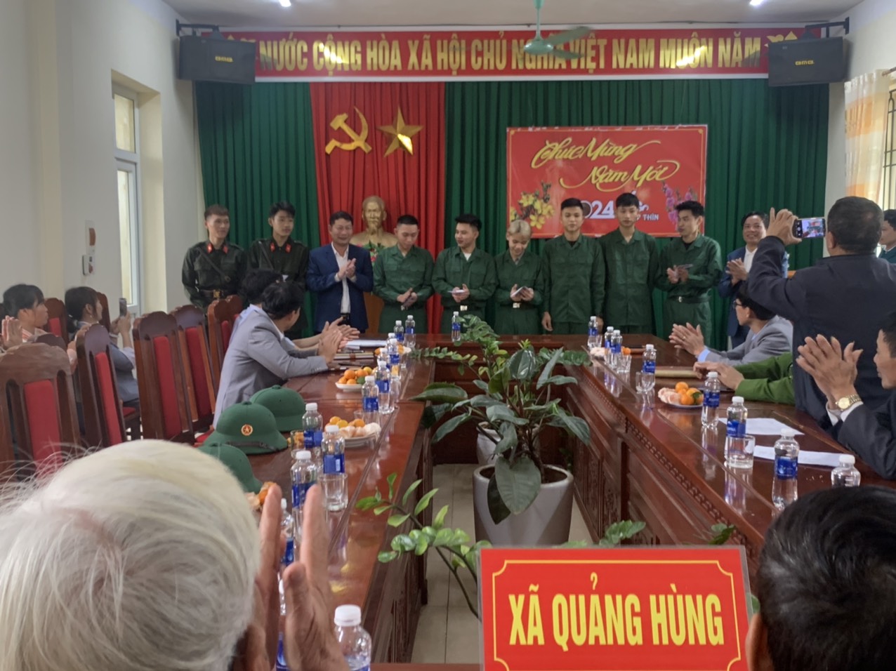 Gặp gỡ thanh niên lên đường nhập ngũ năm 2024