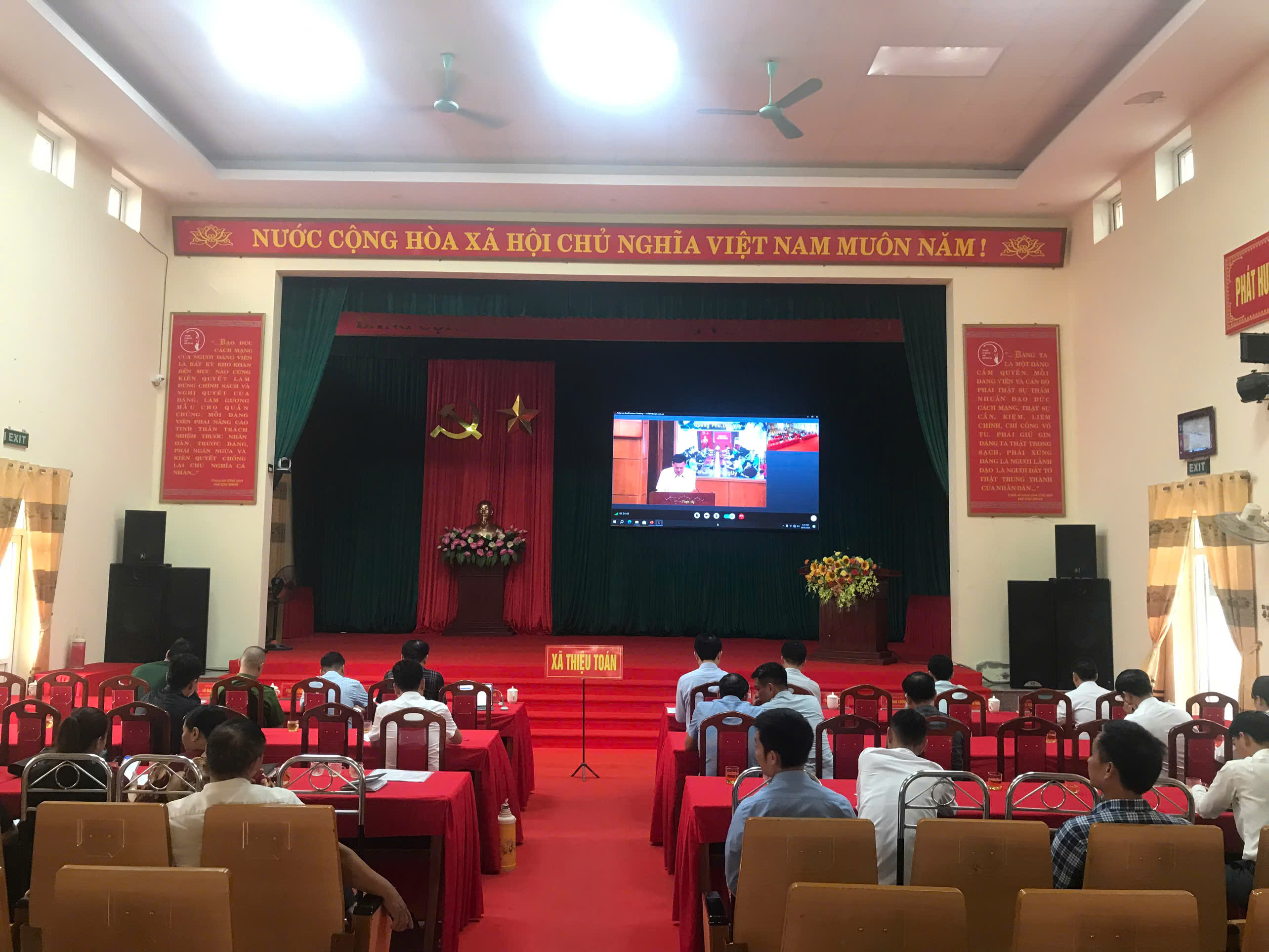 Hội nghị trực tuyến tiếp thu tinh thần hội nghị lần thứ 5 ban chấp hành đảng bộ tỉnh thanh hóa (khóa XX)