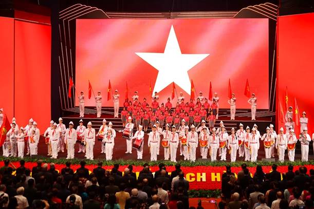 TỔNG THUẬT: Lễ khai giảng đặc biệt của 1,6 triệu thầy, cô và gần 26 triệu học sinh, sinh viên- Ảnh 7.