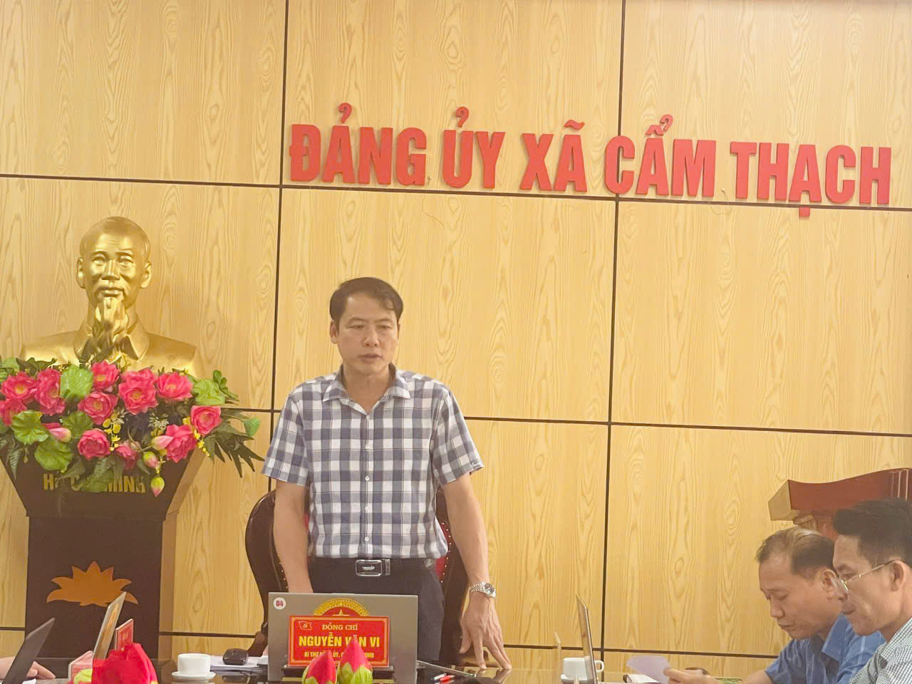 Anh-tin-bai
