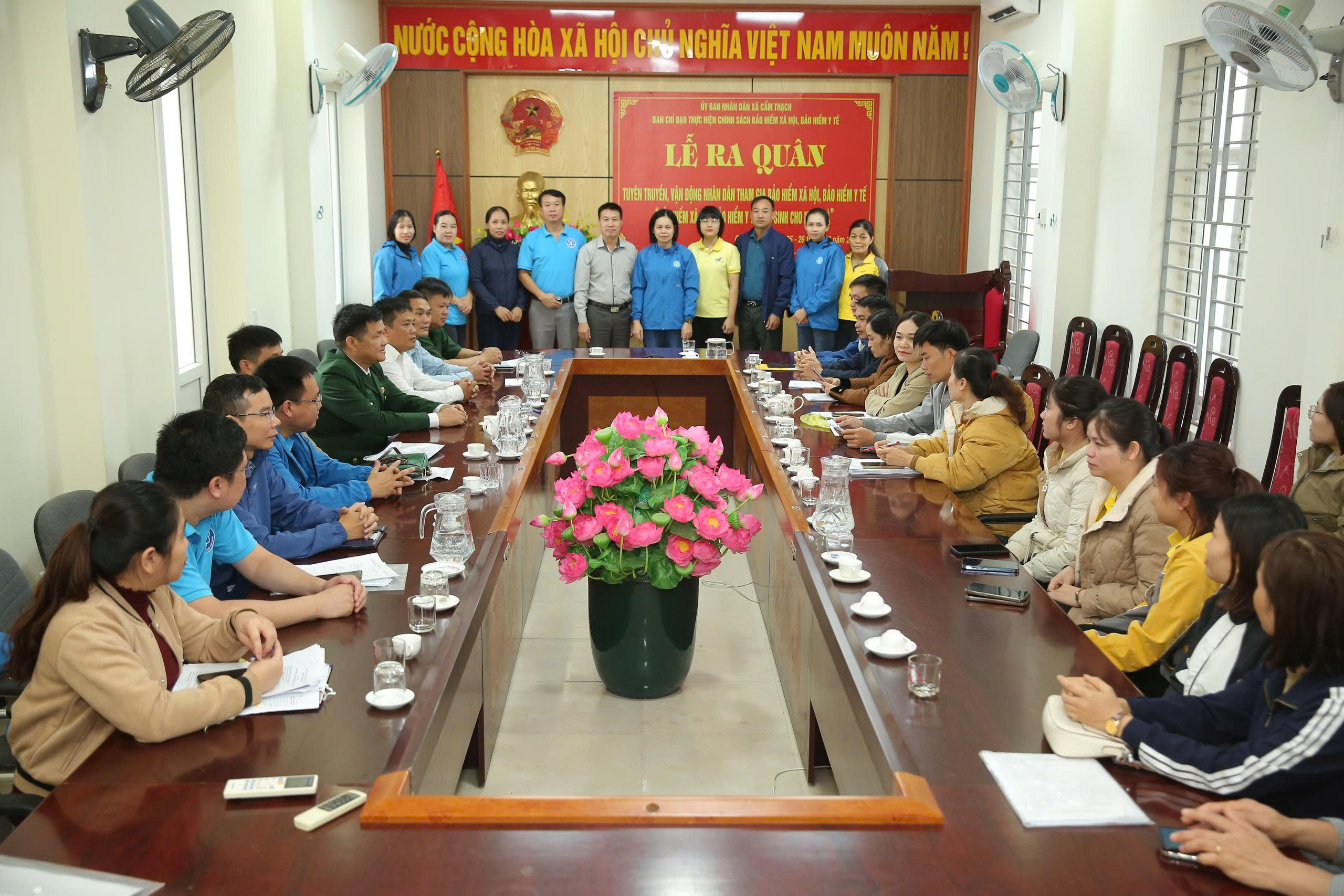 LỄ RA QUÂN TUYÊN TRUYỀN CHÍNH SÁCH BẢO HIỂM XÃ HỘI, BẢO HIỂM Y TẾ VÀ AN SINH XÃ HỘI TẠI XÃ CẨM THẠCH