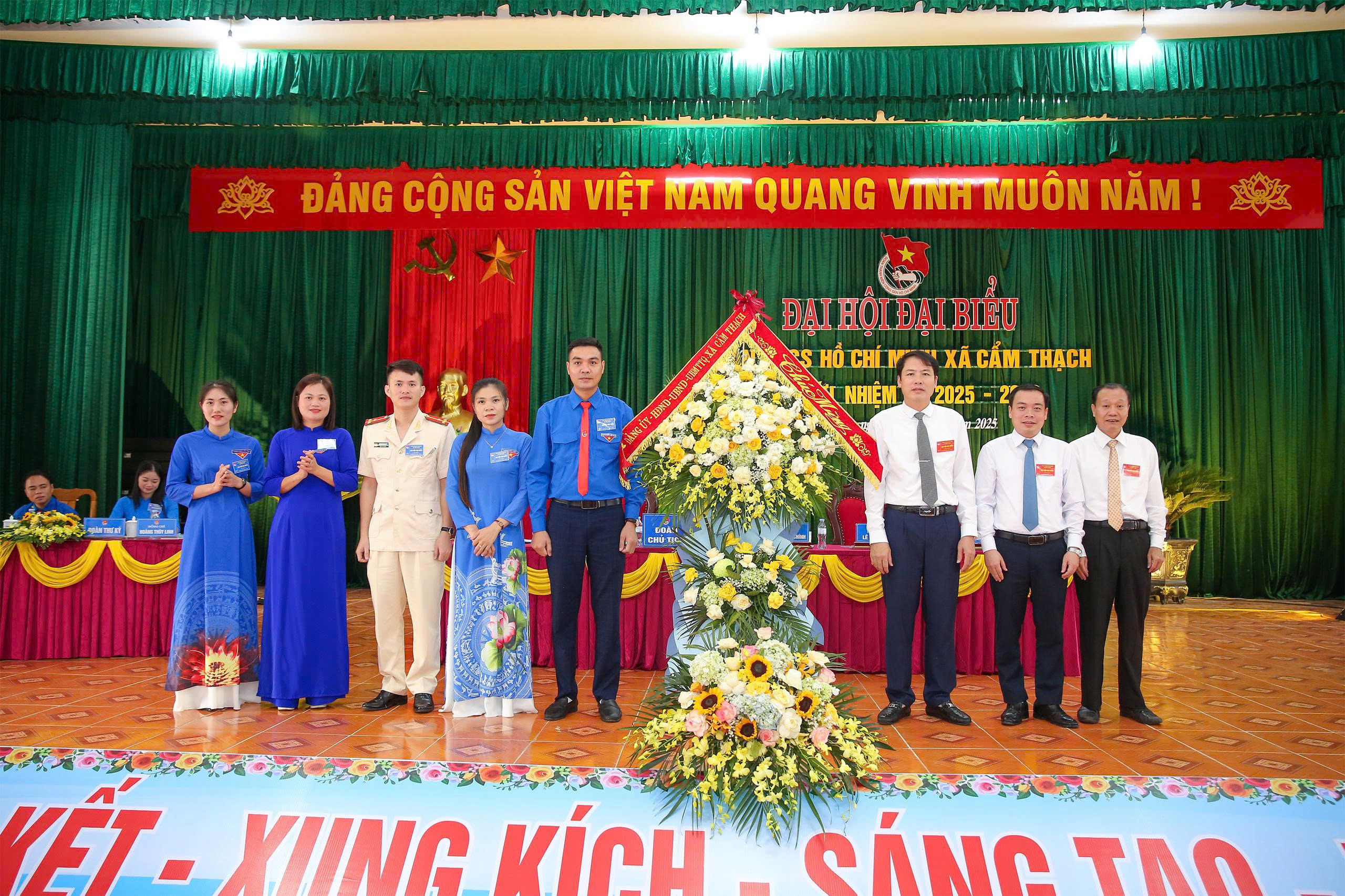ĐẠI HỘI ĐOÀN TNCS HỒ CHÍ MINH XÃ CẨM THẠCH LẦN THỨ I, NHIỆM KỲ 2025 – 2030 THÀNH CÔNG TỐT ĐẸP