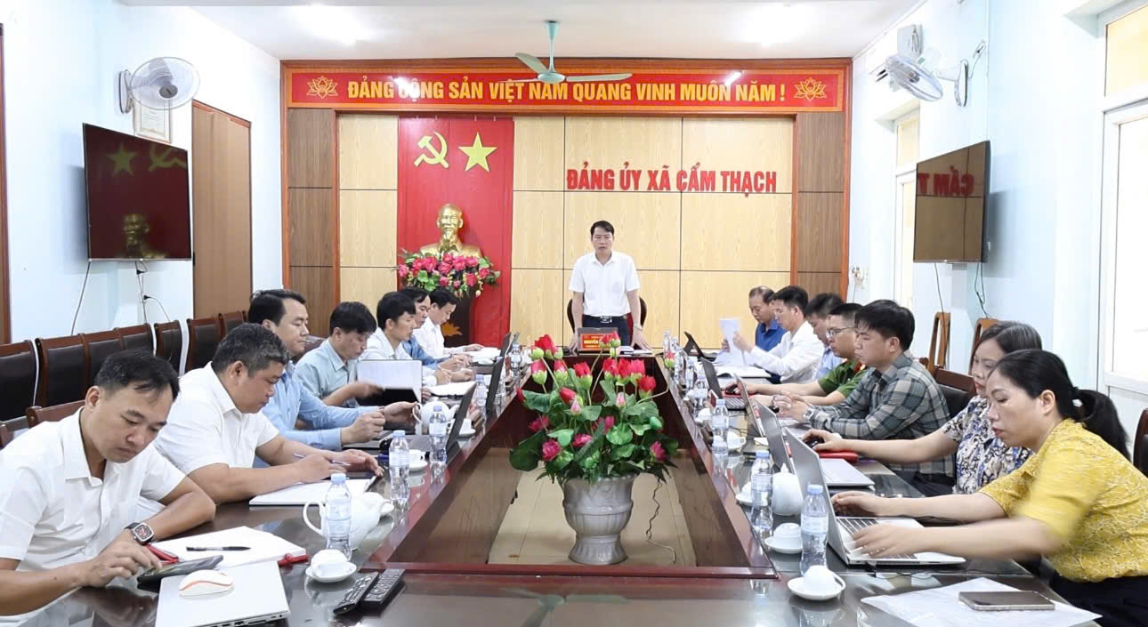 Hội nghị Ban Thường vụ Đảng ủy xã Cẩm Thạch chuyên đề tháng 4 năm 2026