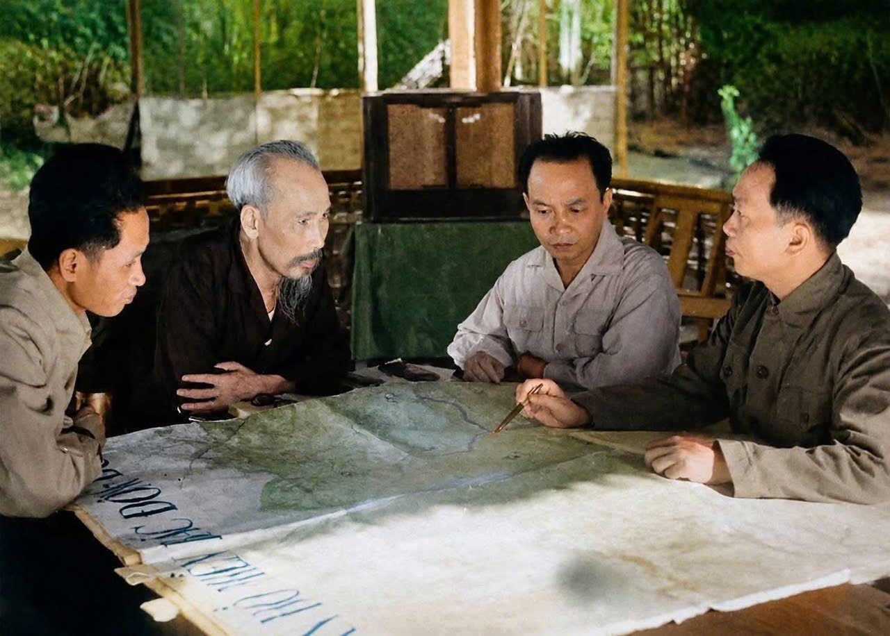 Anh-tin-bai