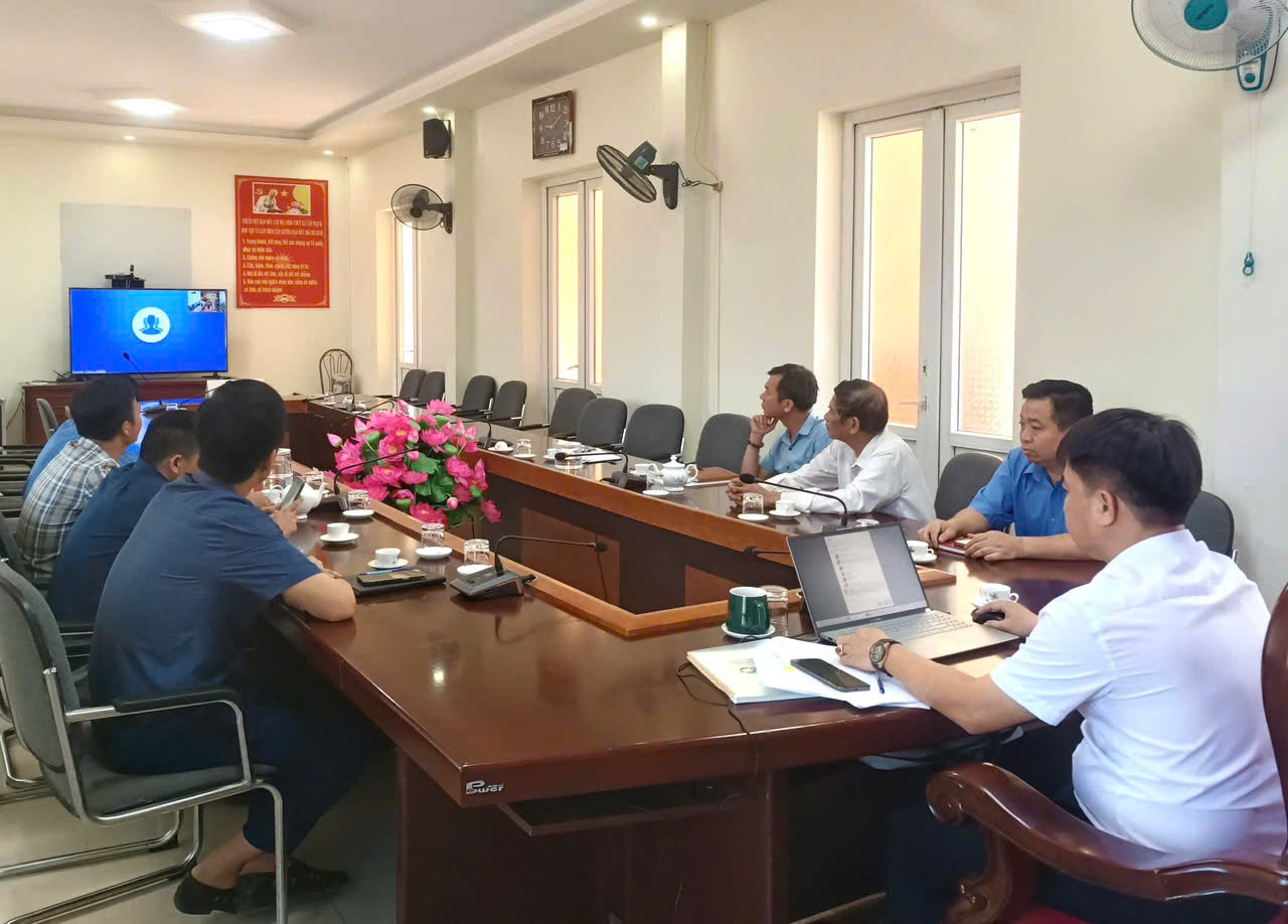 Xã Cẩm Thạch tham gia hội nghị trực tuyến triển khai phương án sản xuất vụ Thu Mùa năm 2026