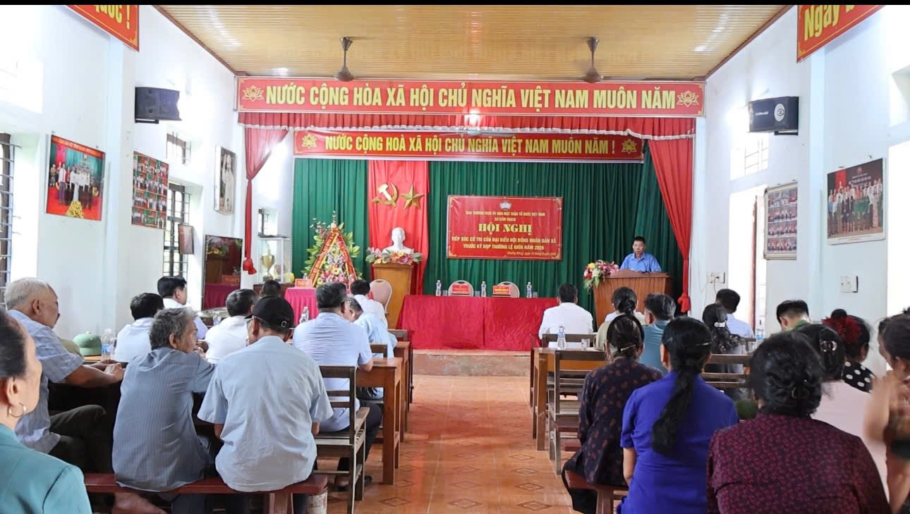 XÃ CẨM THẠCH TỔ CHỨC HỘI NGHỊ TIẾP XÚC CỬ TRI TRƯỚC KỲ HỌP THỨ 4 HĐND XÃ KHÓA I I , NHIỆM KỲ 202 6 -20 31