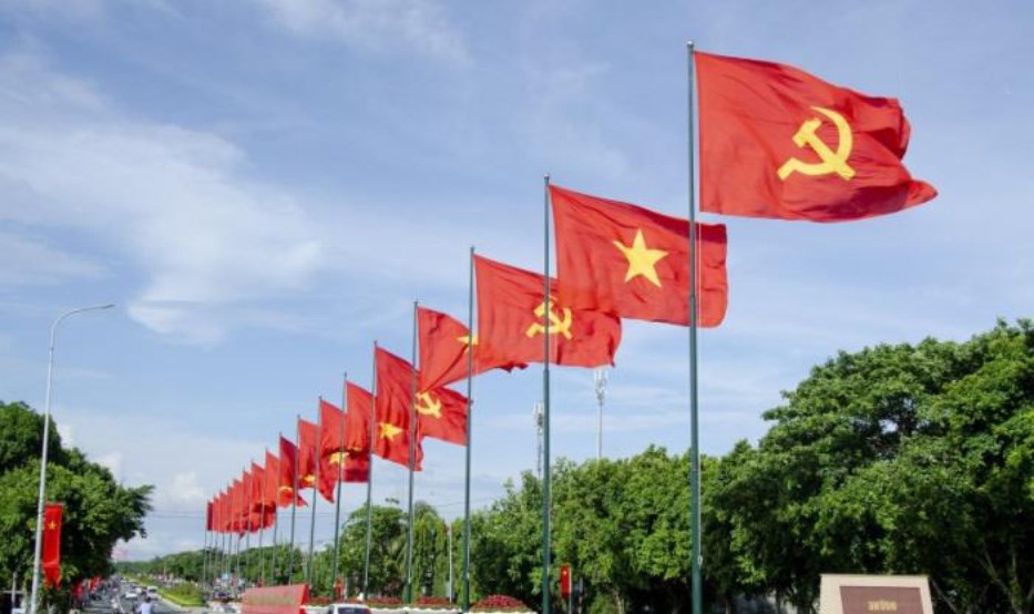 Tham gia cuộc thi Trực tuyến tìm hiểu Nghị quyết Hội nghị trung ương khóa 8 khóa XIII