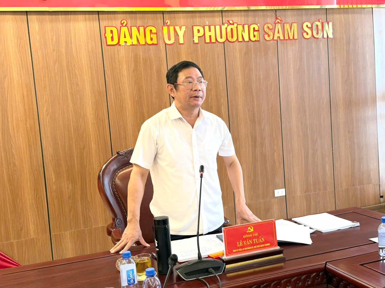 Anh-tin-bai