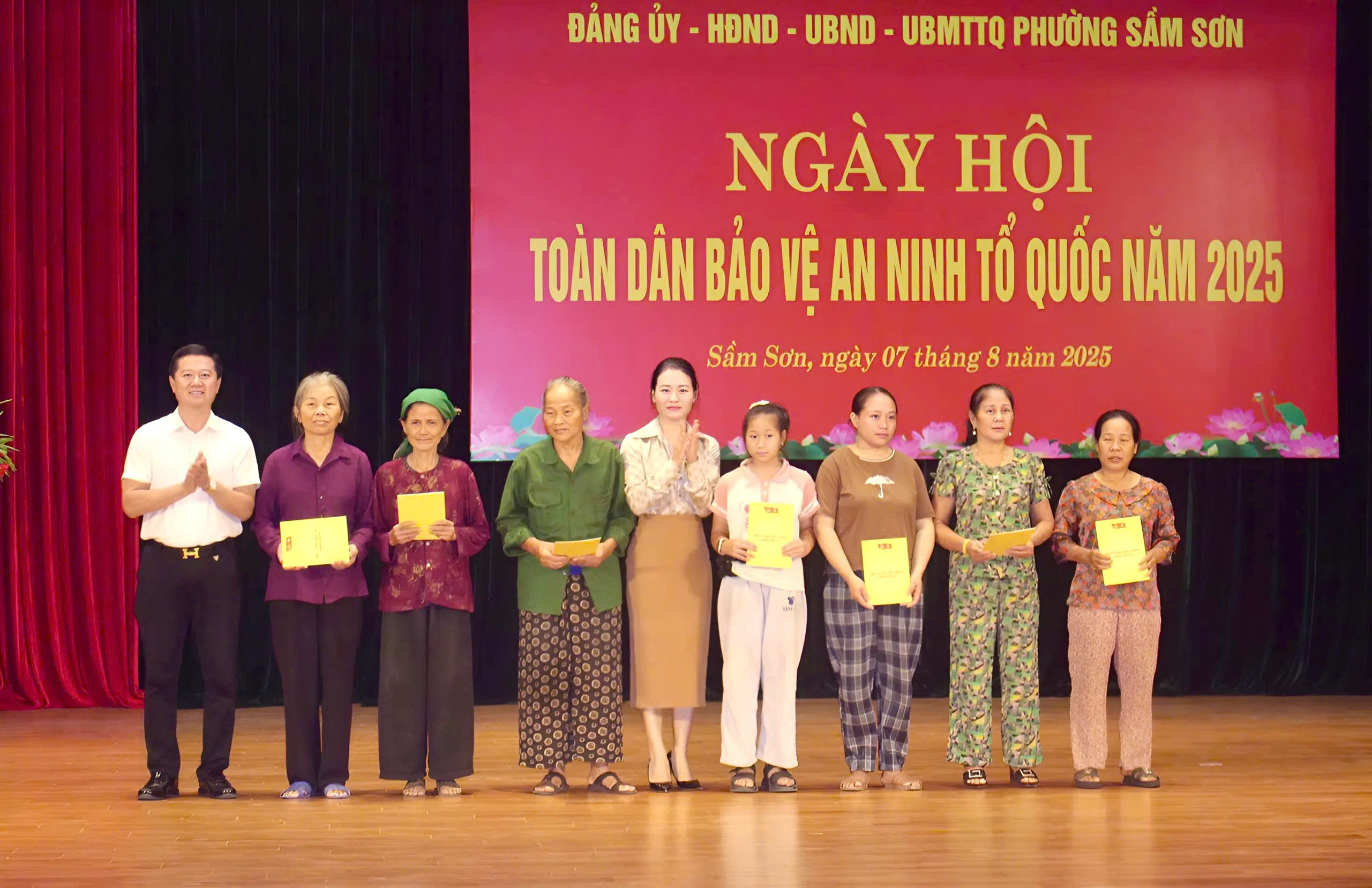 Anh-tin-bai
