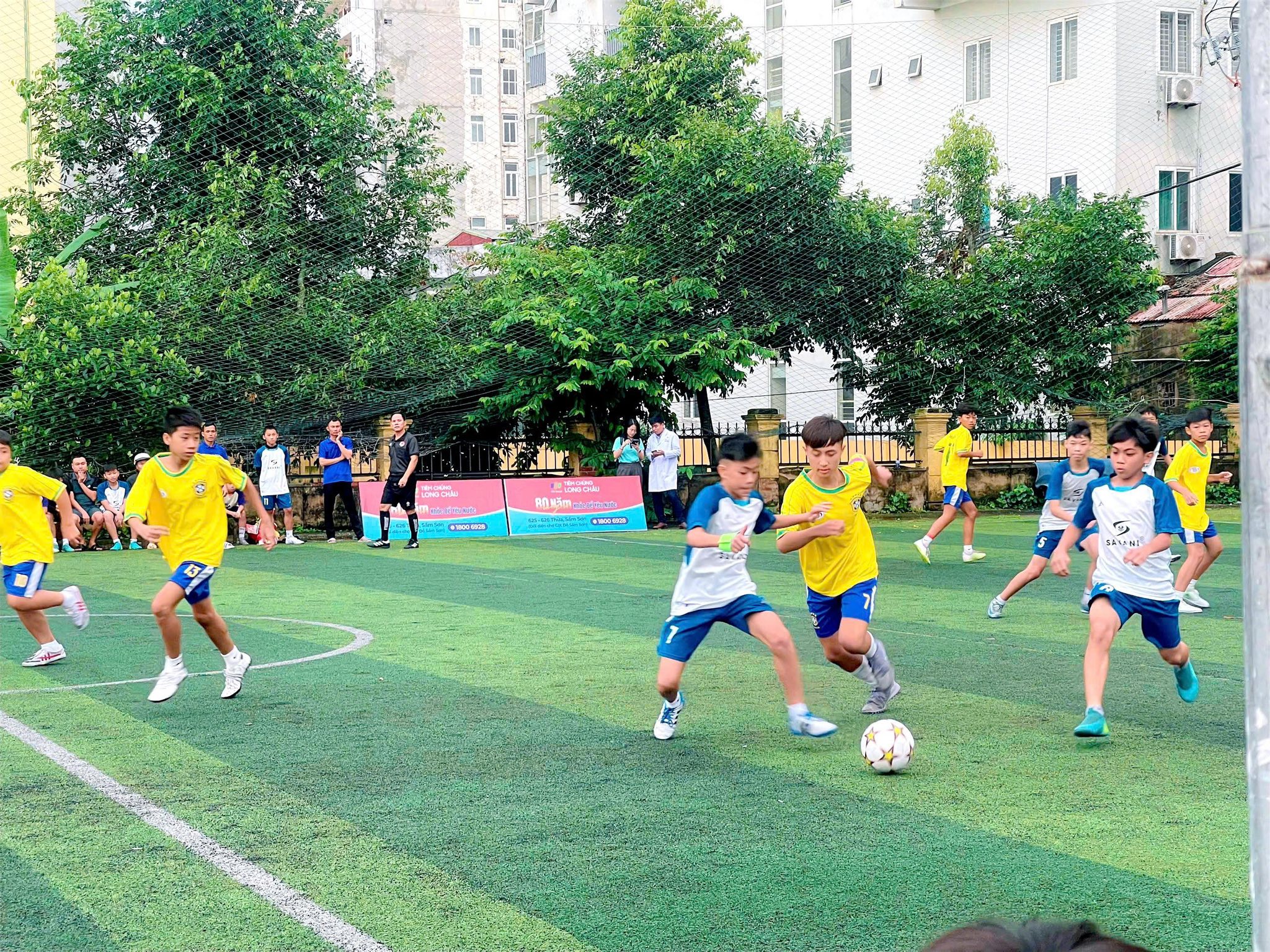 Anh-tin-bai