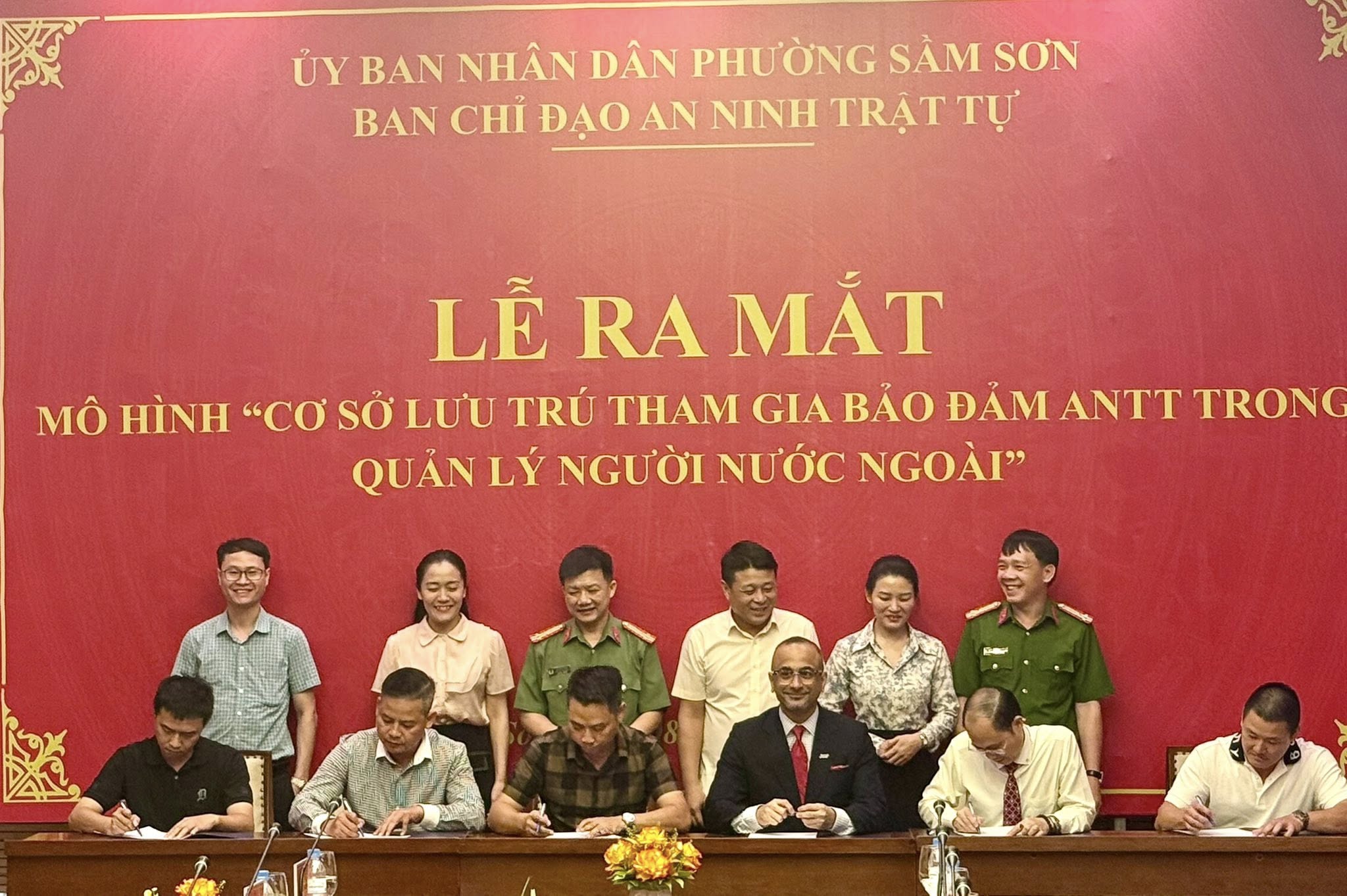 Anh-tin-bai