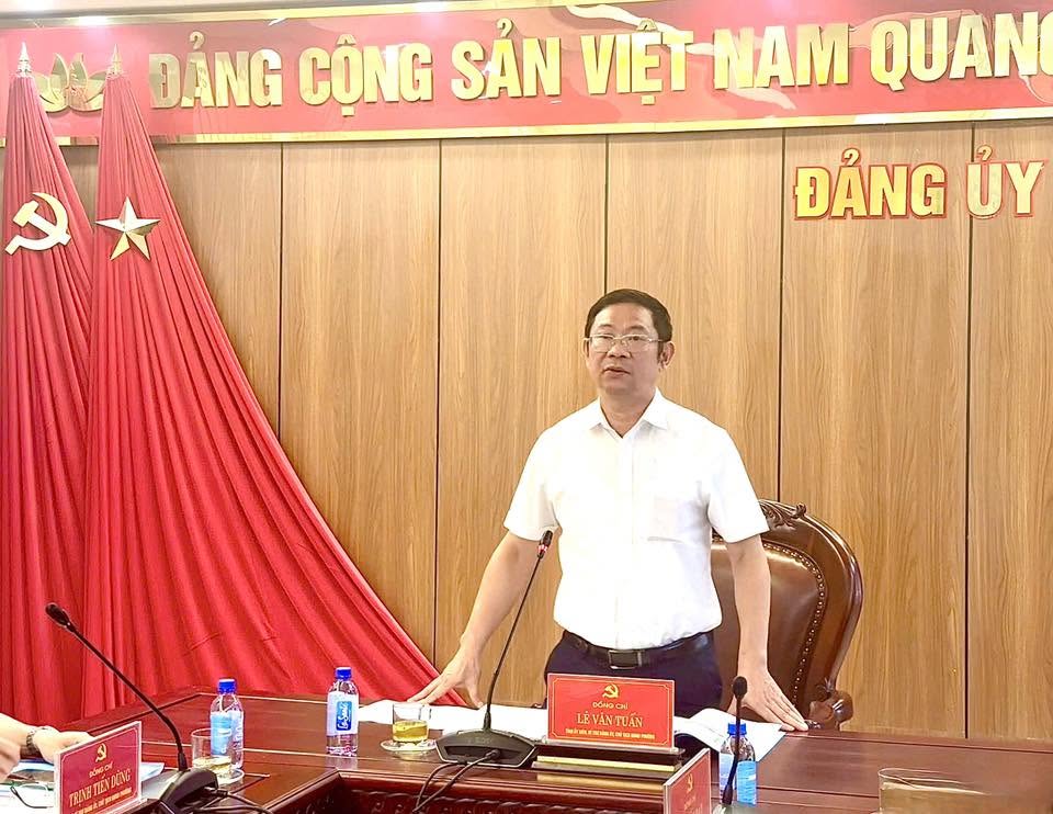 Anh-tin-bai