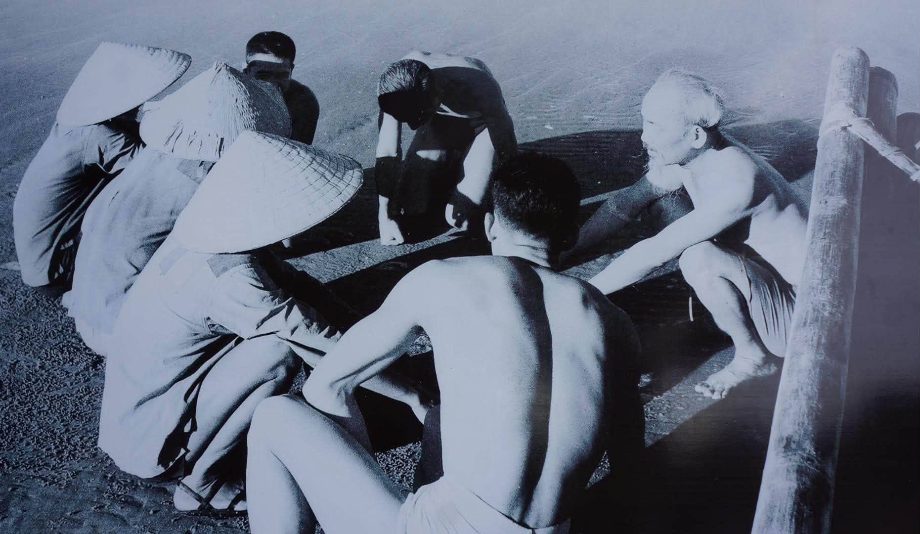 Anh-tin-bai