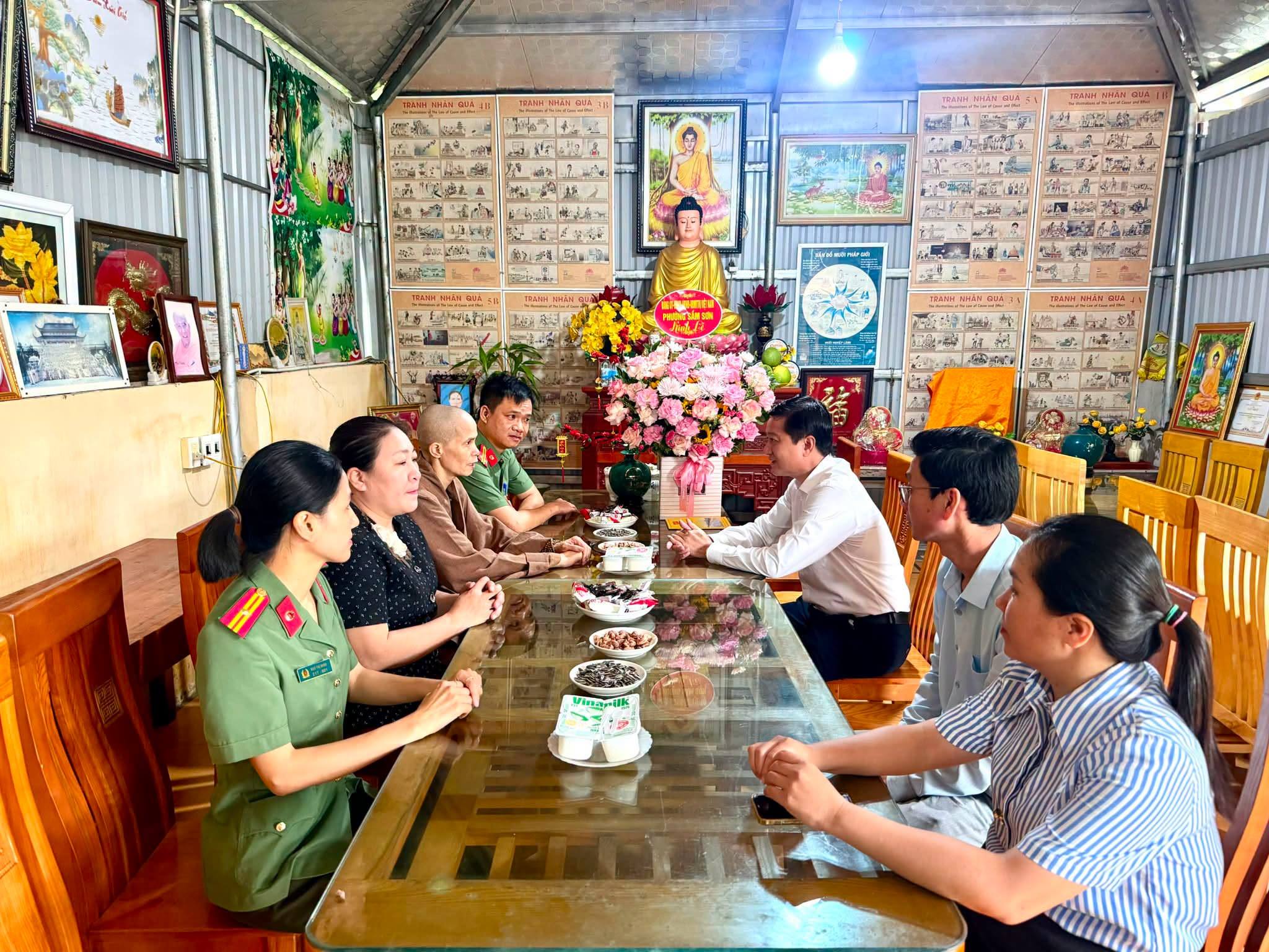 Anh-tin-bai