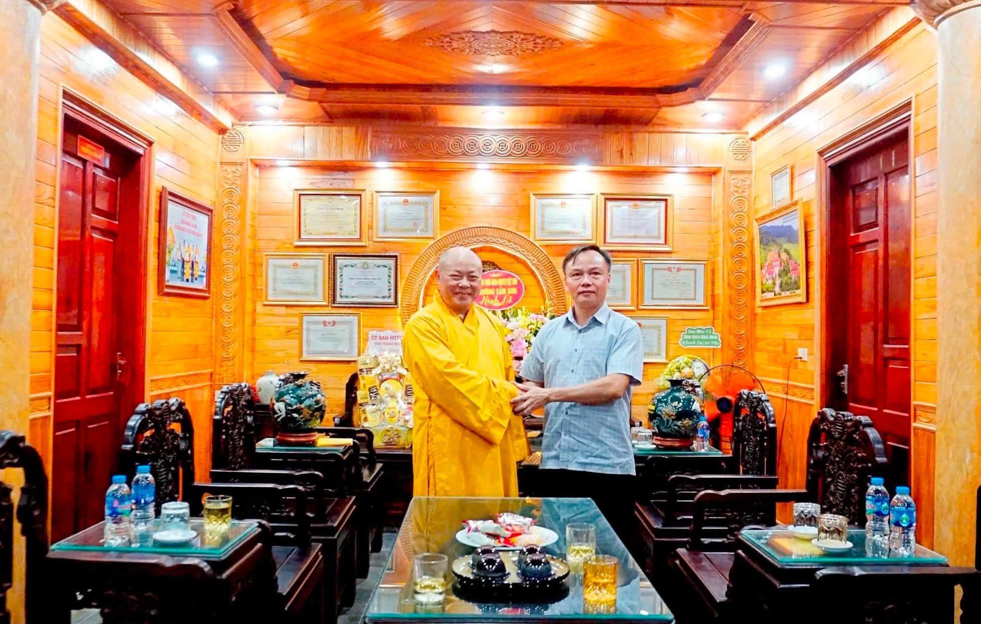 Anh-tin-bai