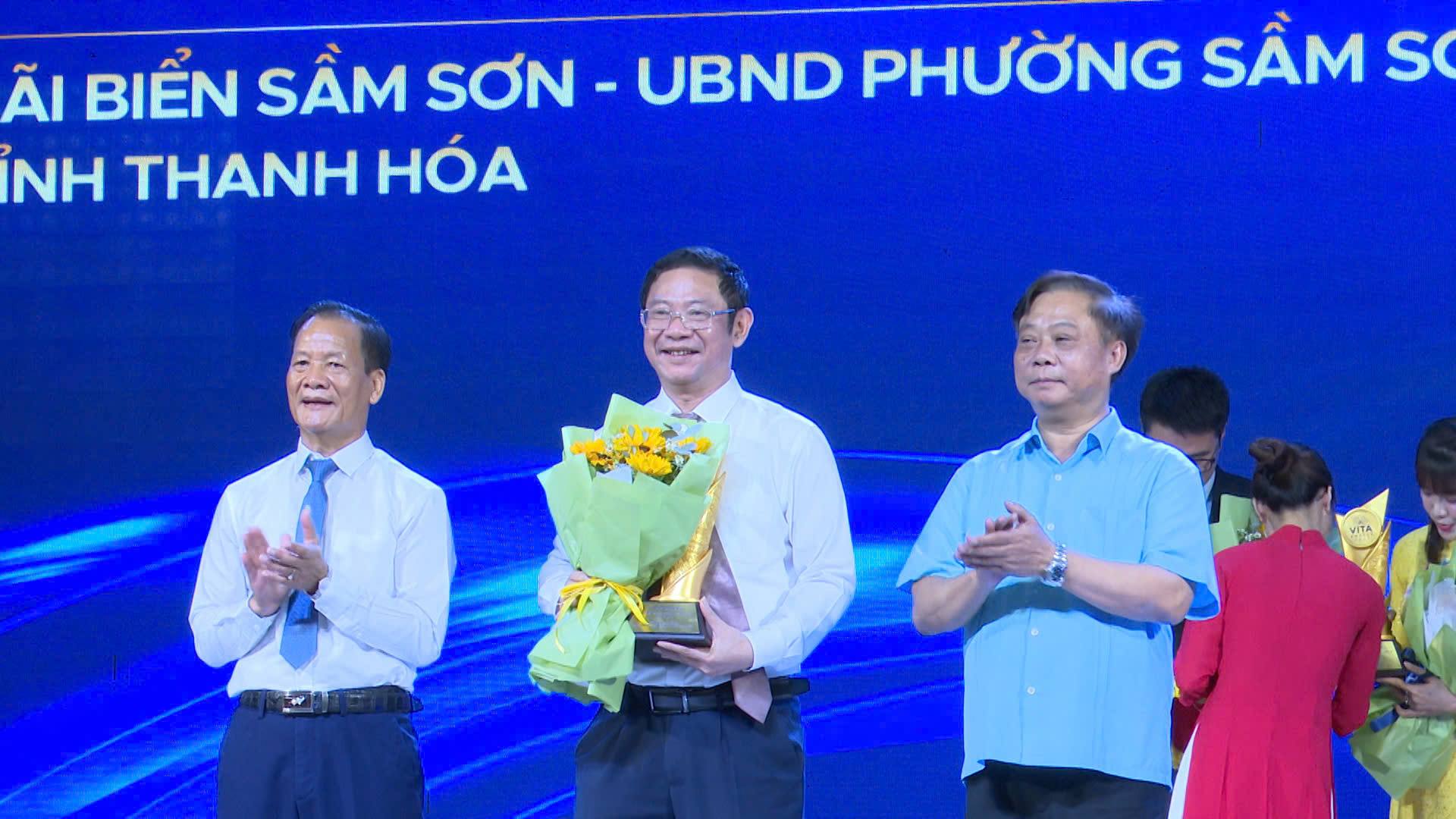 "Bãi biển Sầm Sơn được khách yêu thích hàng đầu năm 2025" tại VITA Awards 2026.