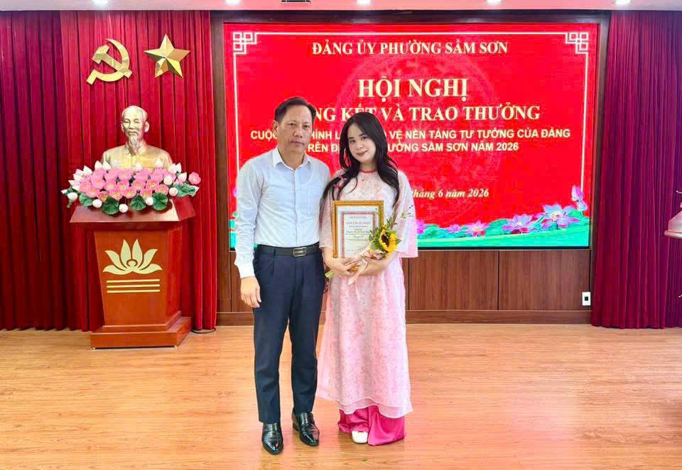 Anh-tin-bai