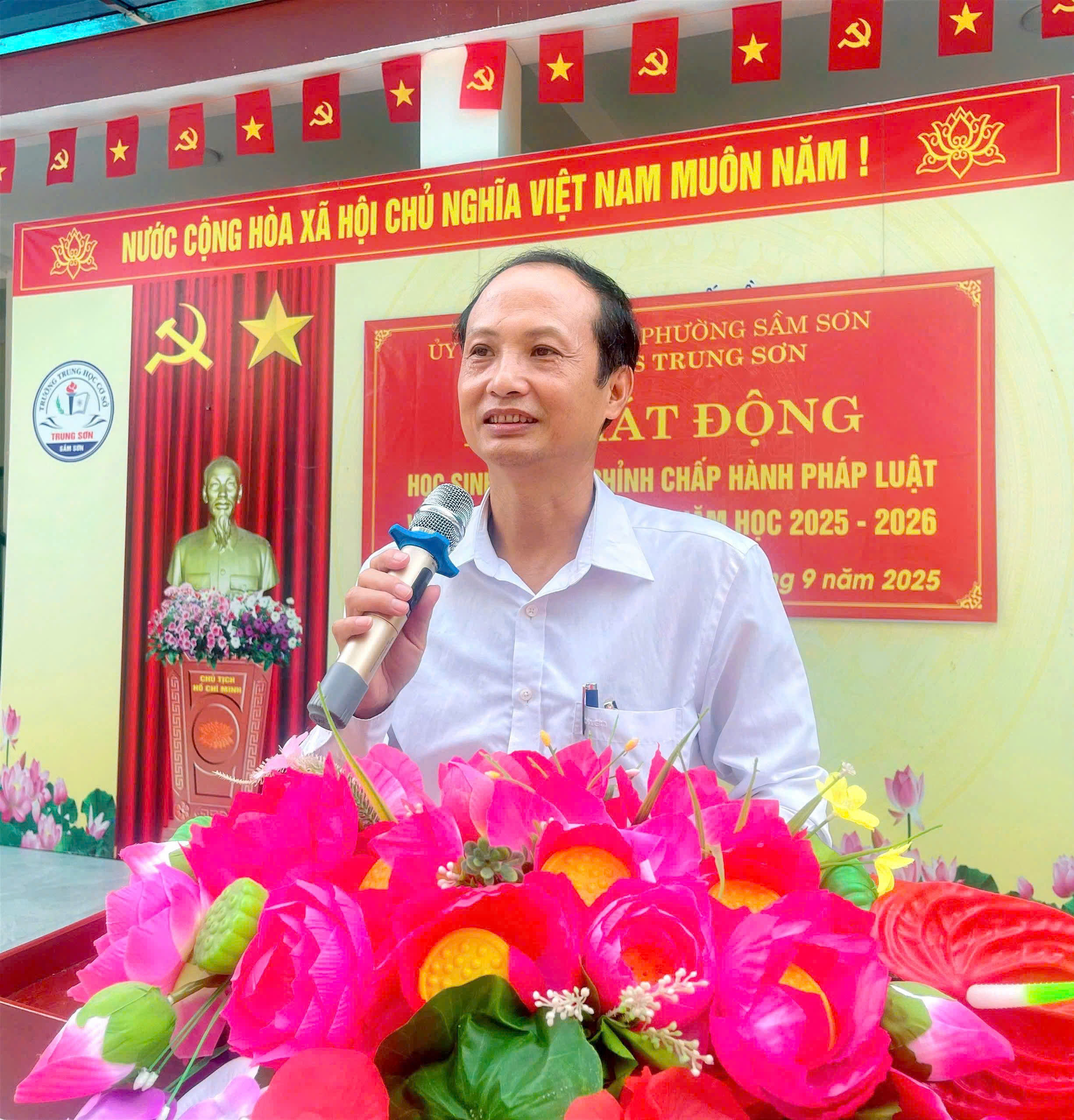 Anh-tin-bai