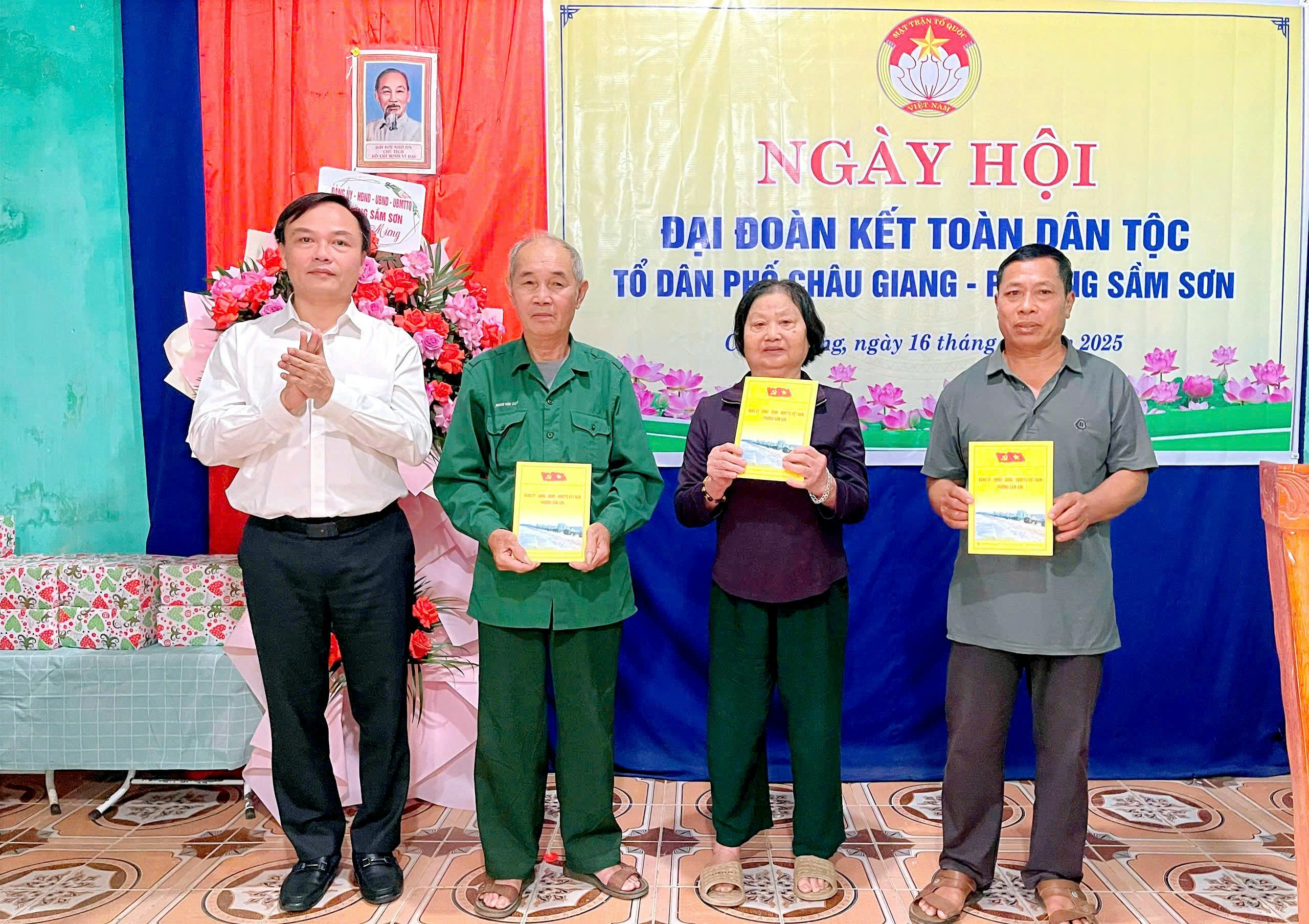Anh-tin-bai