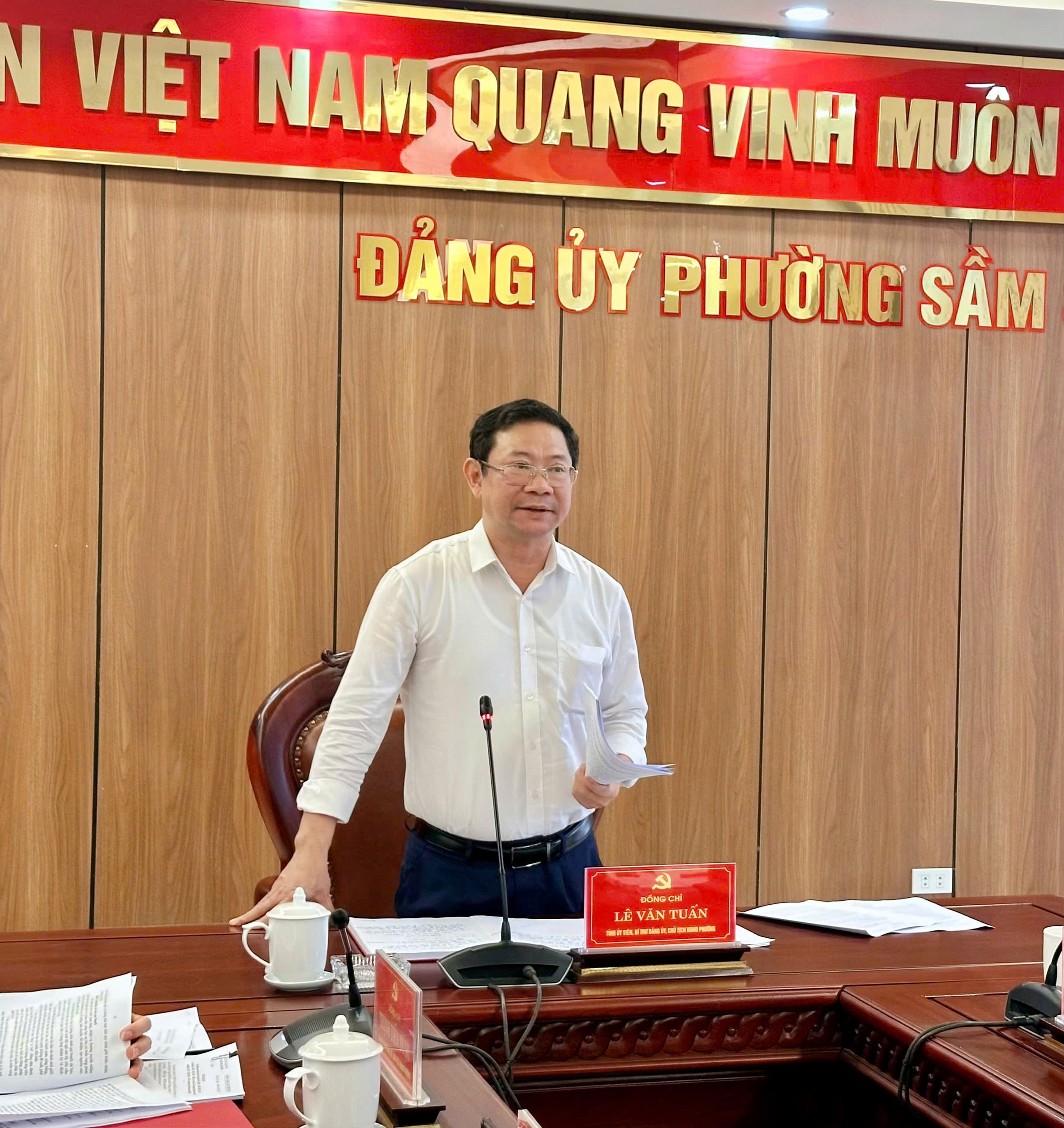 Anh-tin-bai