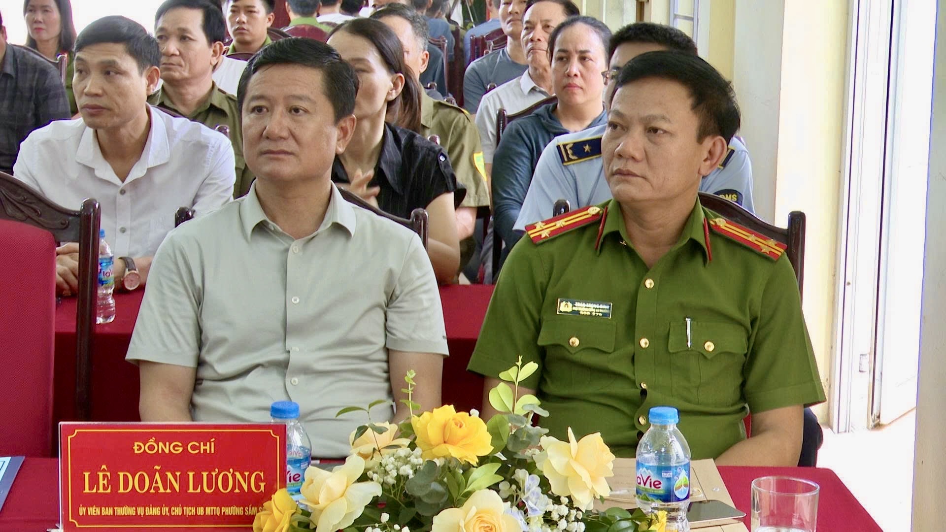 Anh-tin-bai