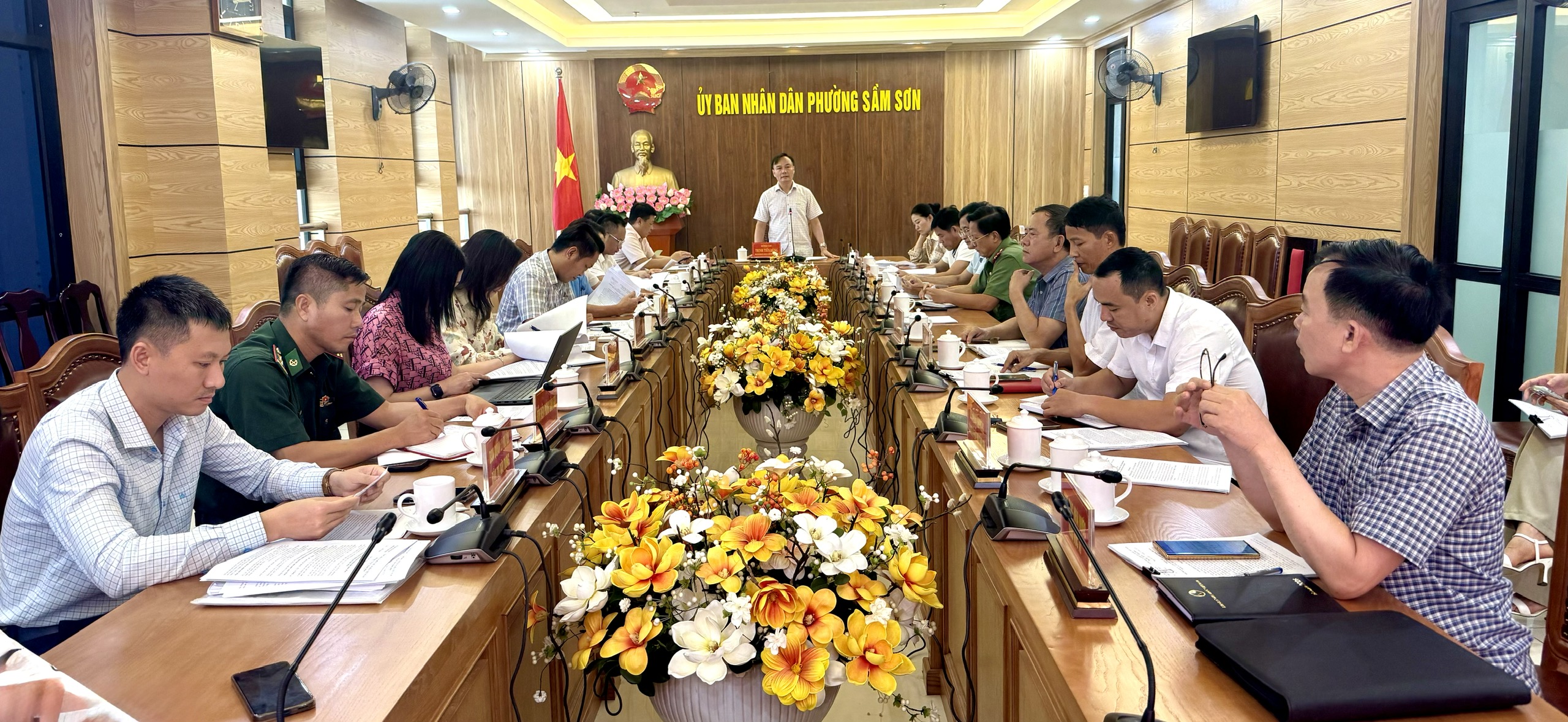 Anh-tin-bai