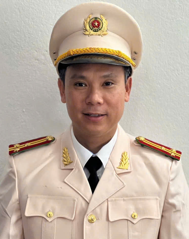 Phùng Văn Tuấn