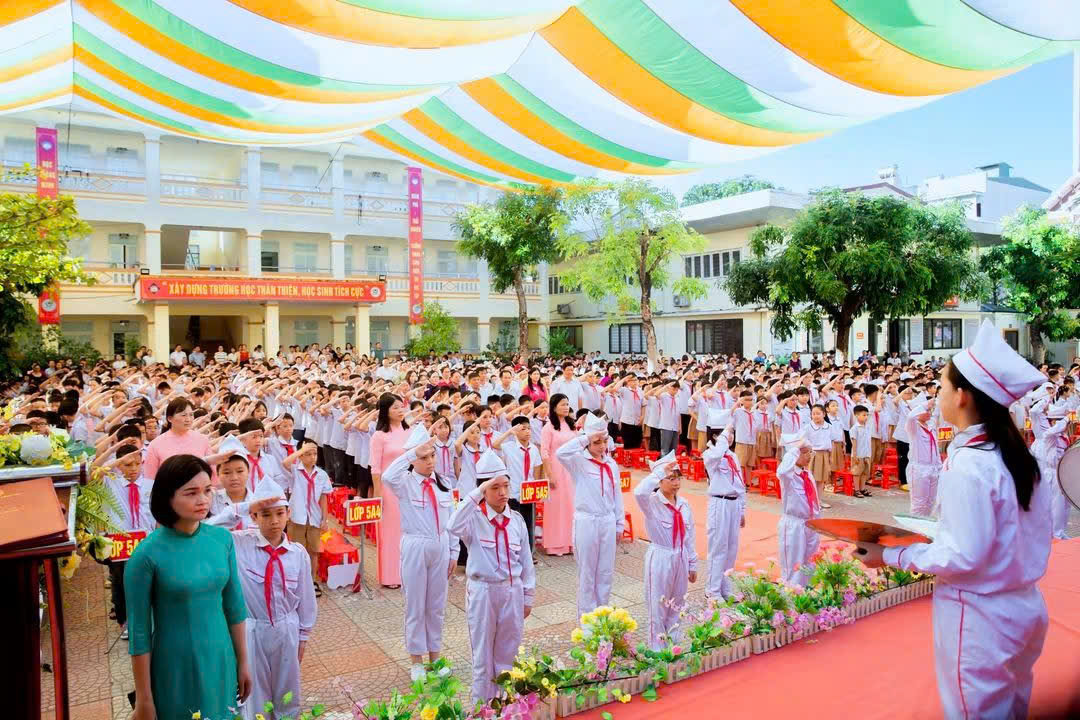 Sáng mai (5/9), hơn 50.000 học sinh phường Hạc Thành bước vào năm học mới