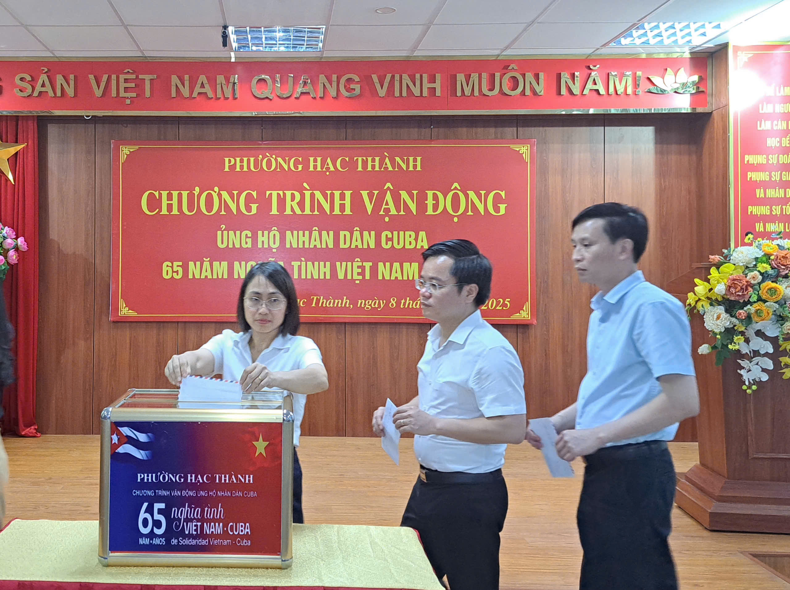 Anh-tin-bai