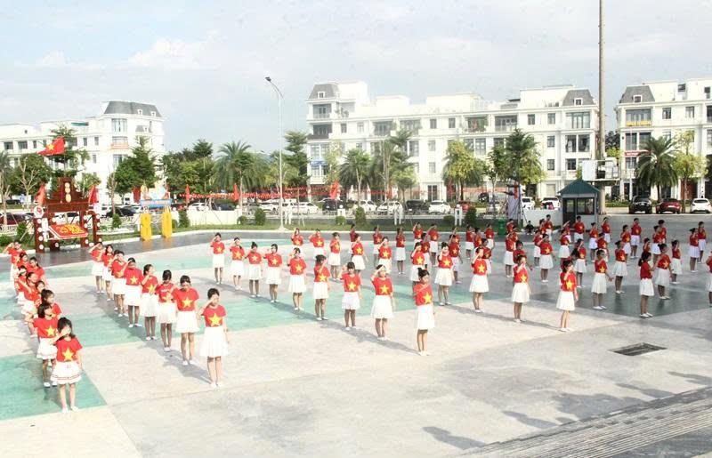 Anh-tin-bai